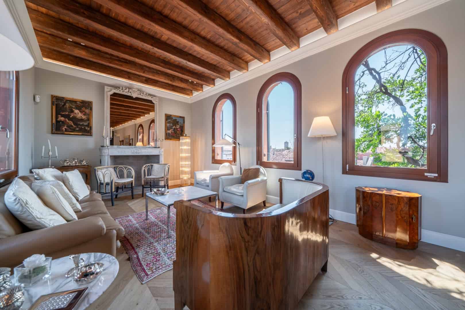 3. Mediterranean Family Room, Bologna 3. Mediterranean Family Room, Bologna