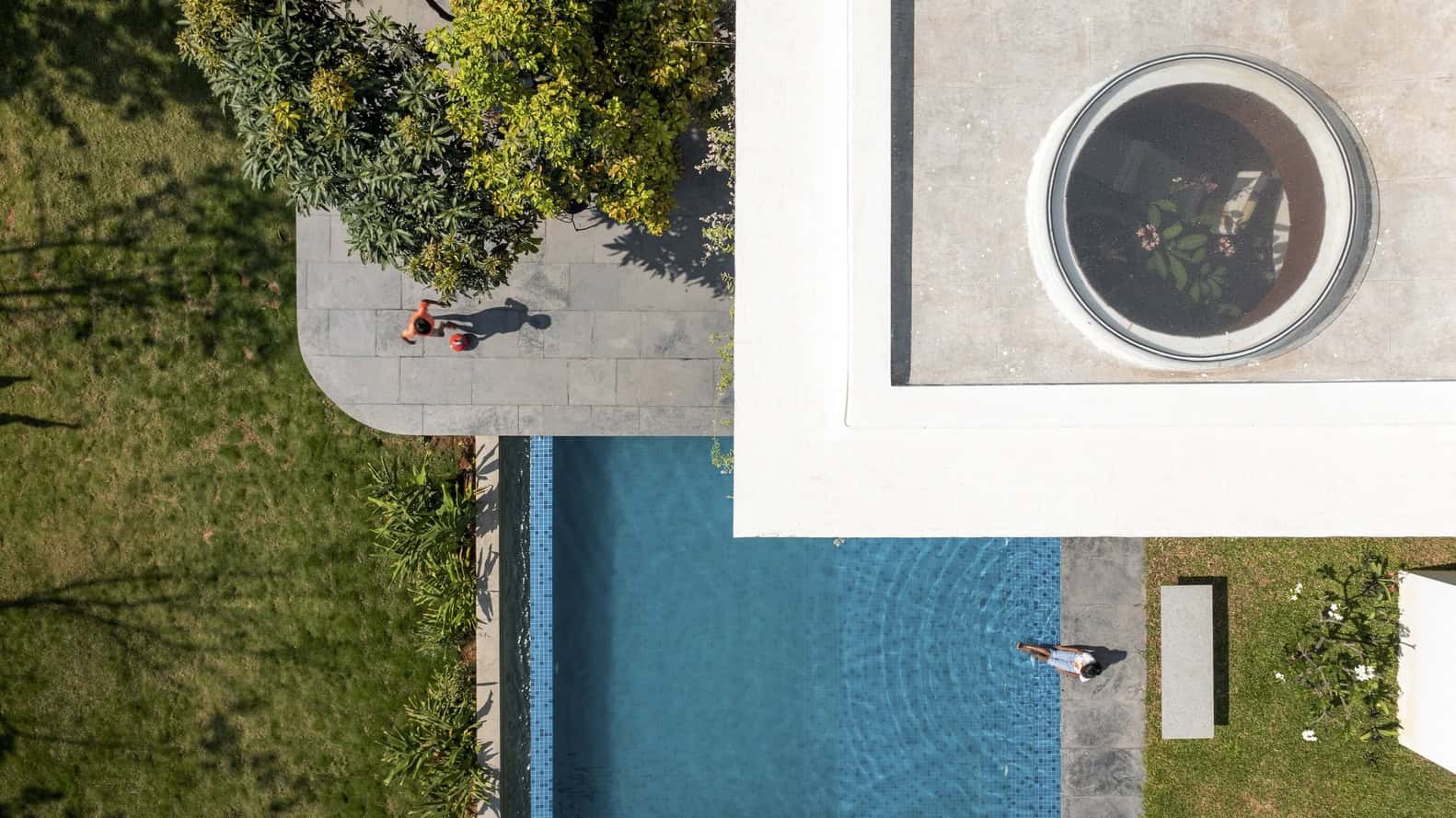 Siri Residence by Design Kacheri: A Tropical Luxury Retreat in Bengaluru Siri Residence by Design Kacheri: A Tropical Luxury Retreat in Bengaluru