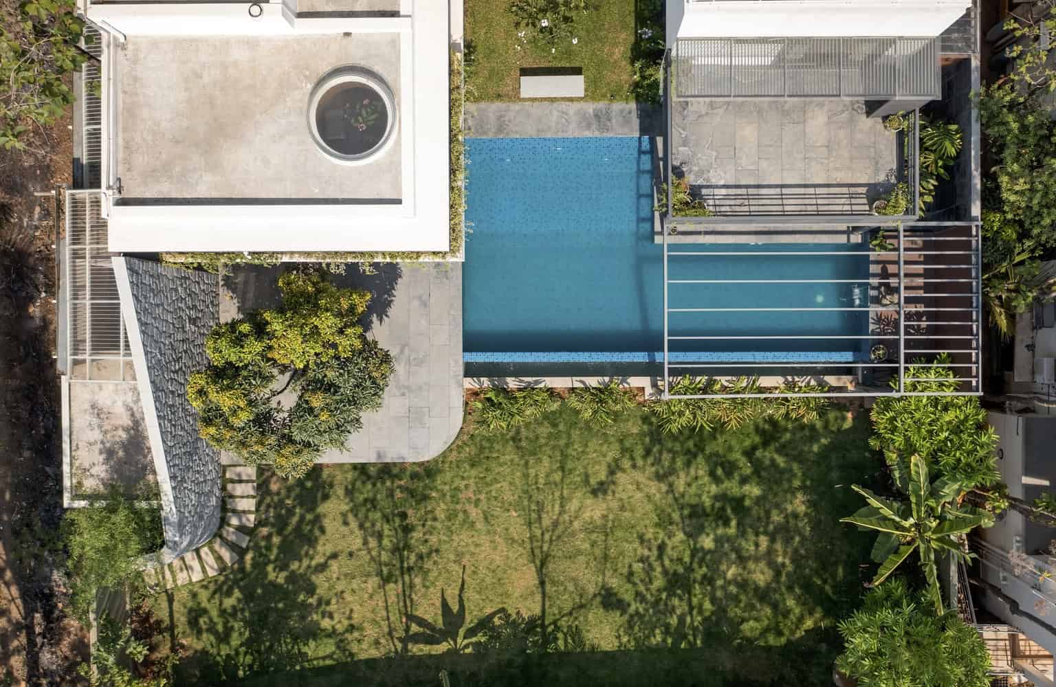 Siri Residence by Design Kacheri: A Tropical Luxury Retreat in Bengaluru Siri Residence by Design Kacheri: A Tropical Luxury Retreat in Bengaluru