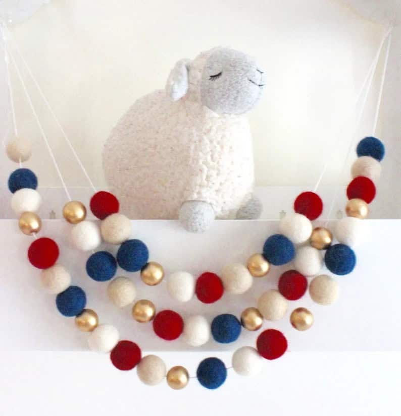 11. Grand Old Flag Garland 11. Grand Old Flag Garland