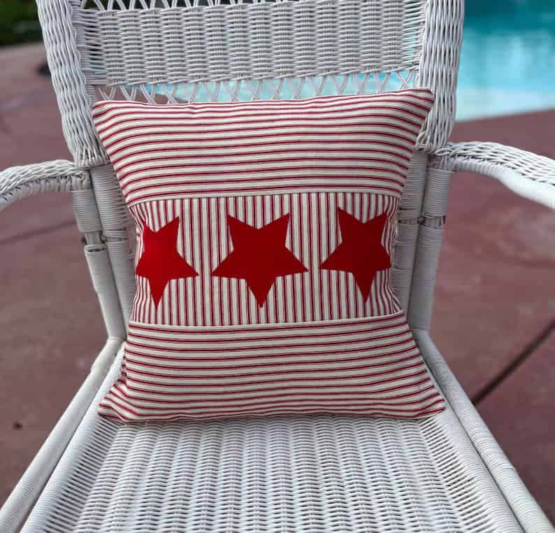 10. Patriotic Pillow Cover 10. Patriotic Pillow Cover