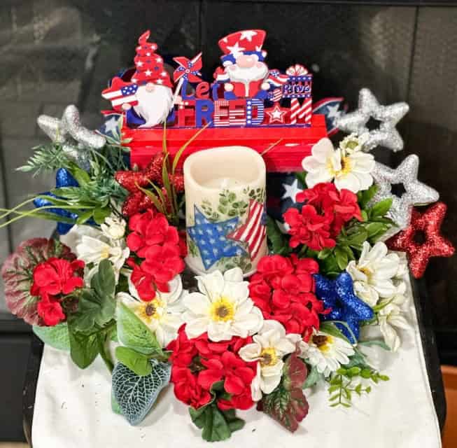 15. Patriotic centerpiece