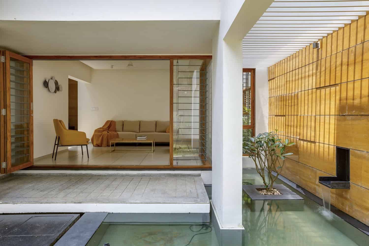 Float-en-Fold House in Thrissur by architecture.SEED – A Contemporary Kerala Home Float-en-Fold House in Thrissur by architecture.SEED – A Contemporary Kerala Home