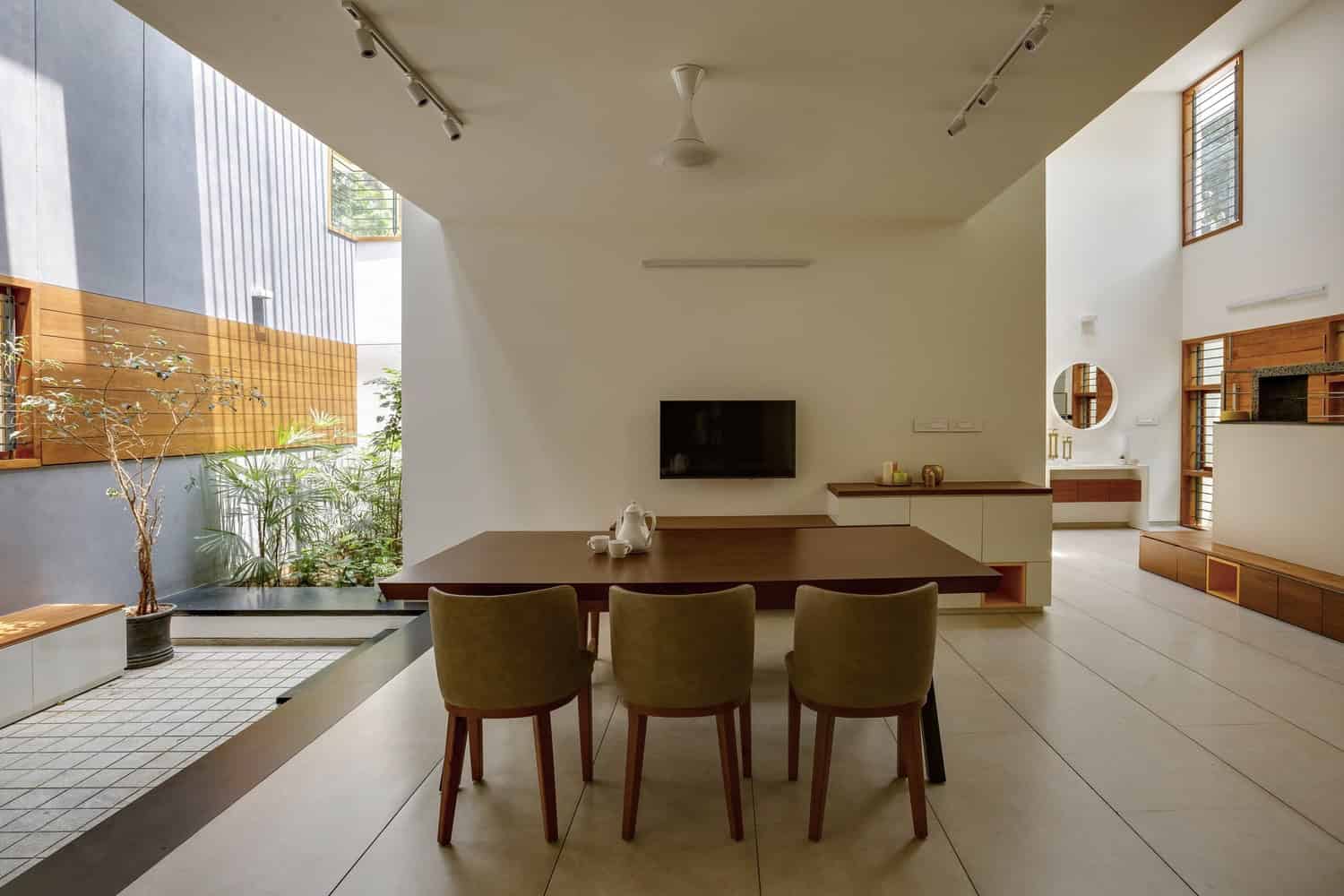 Float-en-Fold House in Thrissur by architecture.SEED – A Contemporary Kerala Home Float-en-Fold House in Thrissur by architecture.SEED – A Contemporary Kerala Home