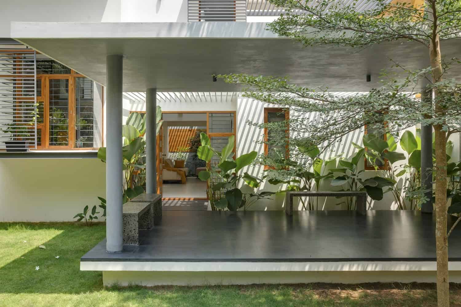 Float-en-Fold House in Thrissur by architecture.SEED – A Contemporary Kerala Home Float-en-Fold House in Thrissur by architecture.SEED – A Contemporary Kerala Home