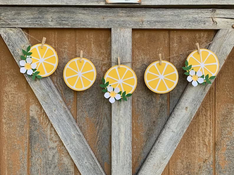 14. Lemon Garland 14. Lemon Garland