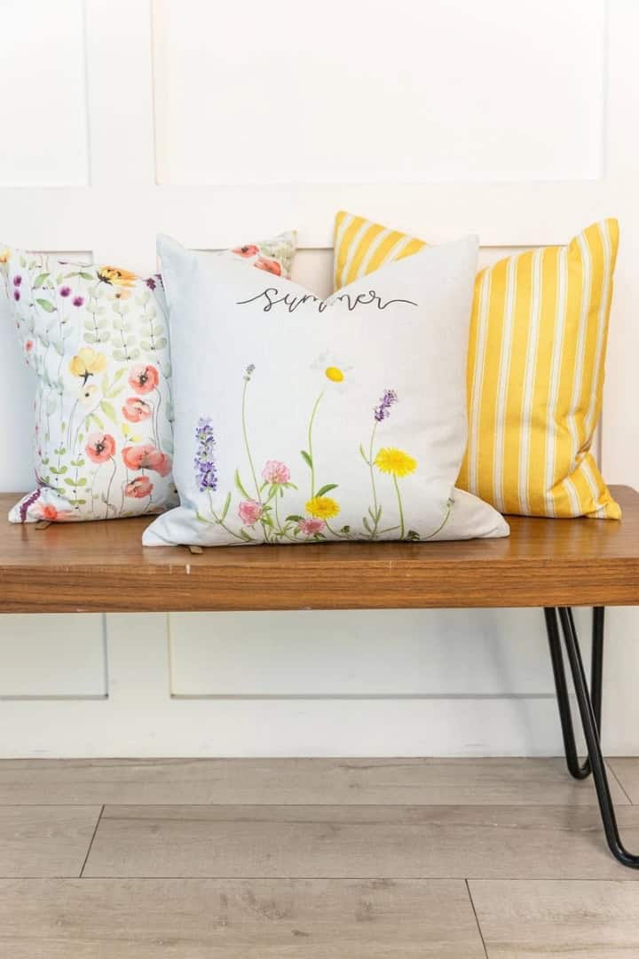 15. Summer Dandelion 15. Summer Dandelion