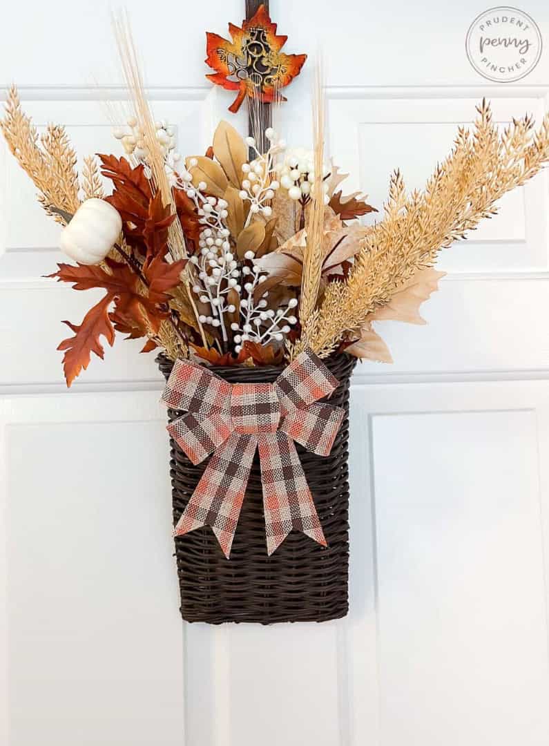 Embracing the Beauty of a DIY Fall Wreath Embracing the Beauty of a DIY Fall Wreath