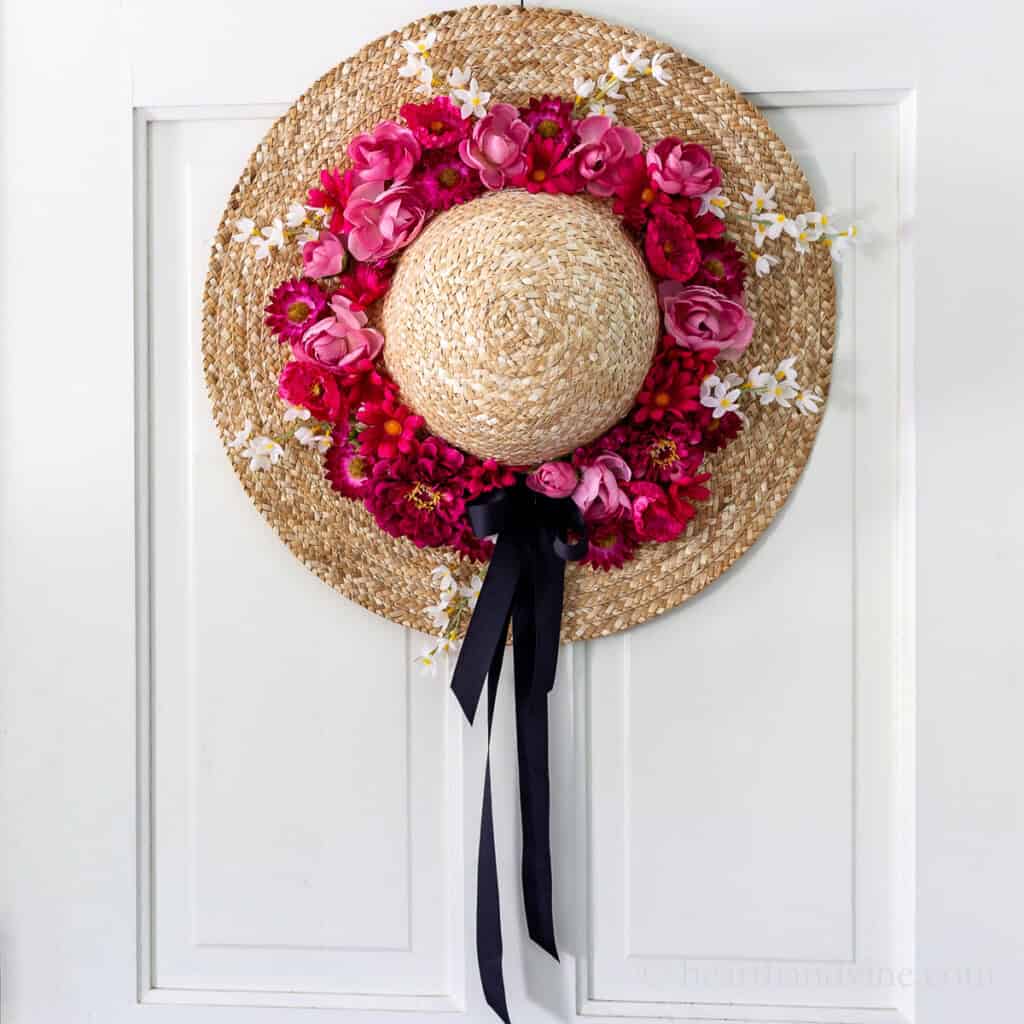 15 DIY Summer Wreath Ideas for a Festive Outdoor Welcome 15 DIY Summer Wreath Ideas for a Festive Outdoor Welcome