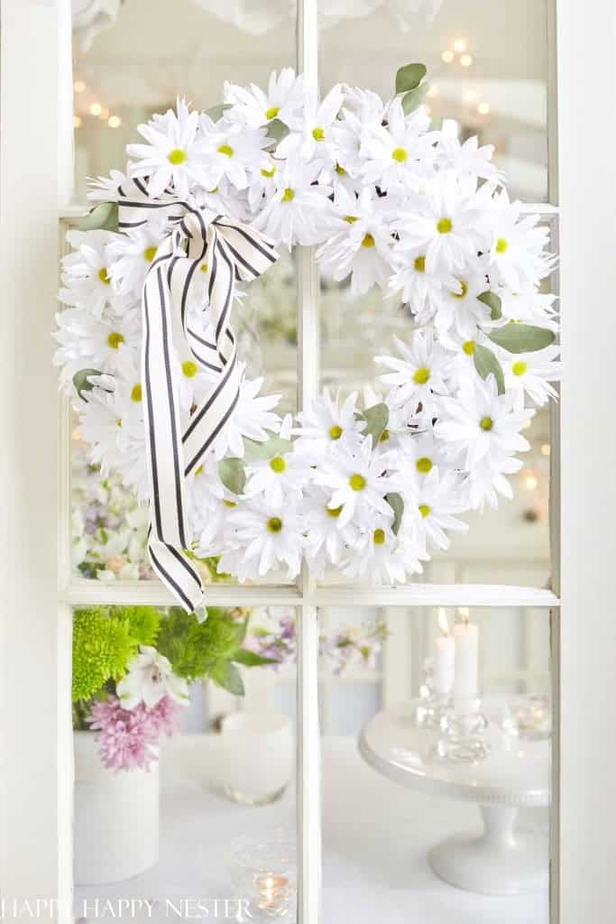 15 DIY Summer Wreath Ideas for a Festive Outdoor Welcome 15 DIY Summer Wreath Ideas for a Festive Outdoor Welcome