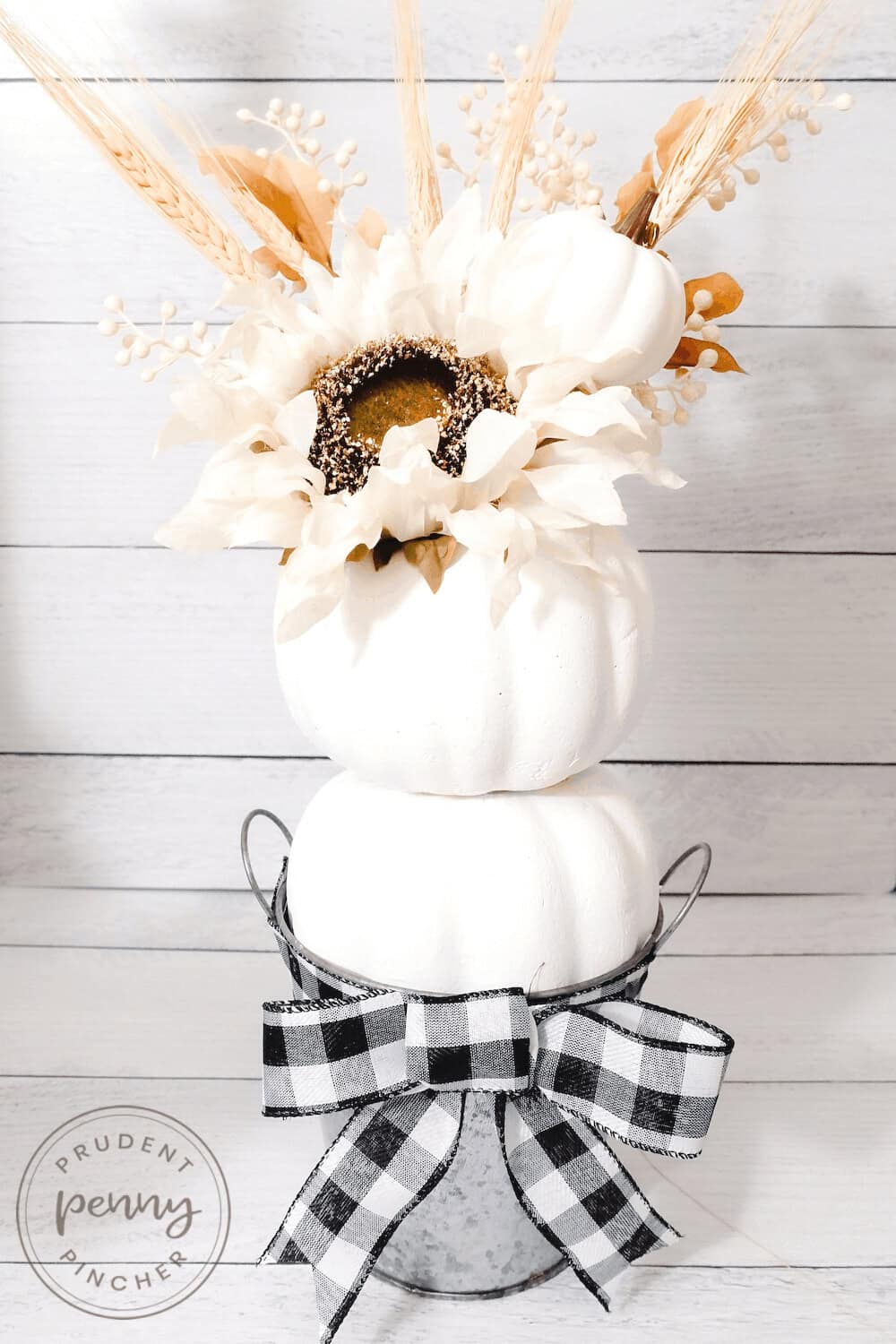 15 Charming DIY Fall Decor Ideas Anyone Can Craft 15 Charming DIY Fall Decor Ideas Anyone Can Craft