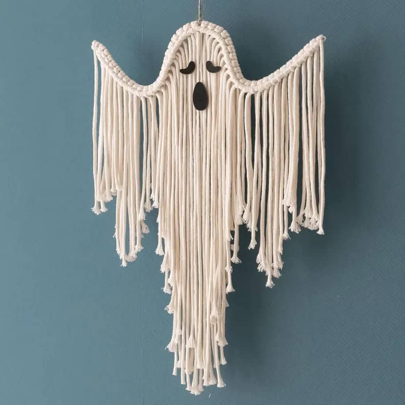 Create a Hauntingly Inviting Entryway Create a Hauntingly Inviting Entryway