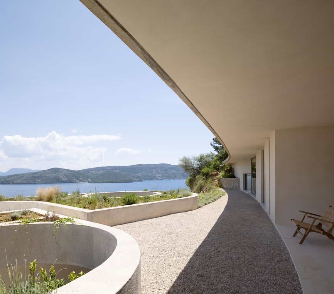 THYTA House: A Sustainable Mountain Retreat in Lefkada, Greece THYTA House: A Sustainable Mountain Retreat in Lefkada, Greece