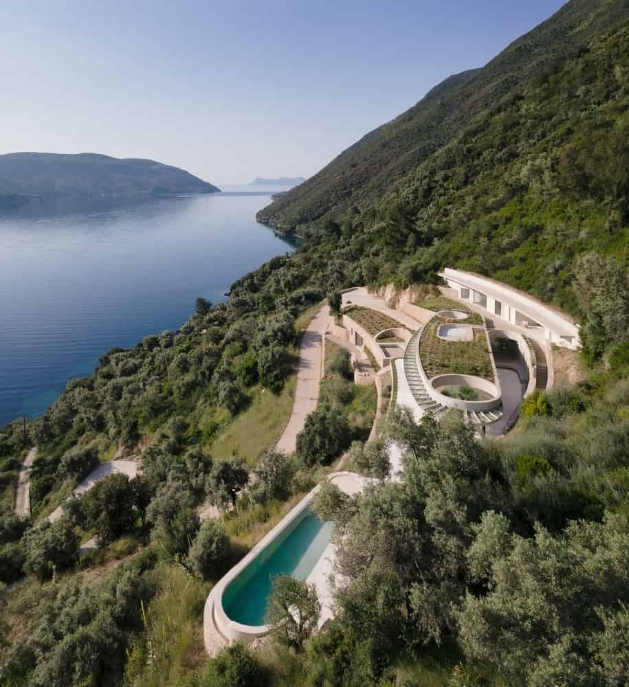 THYTA House: A Sustainable Mountain Retreat in Lefkada, Greece THYTA House: A Sustainable Mountain Retreat in Lefkada, Greece