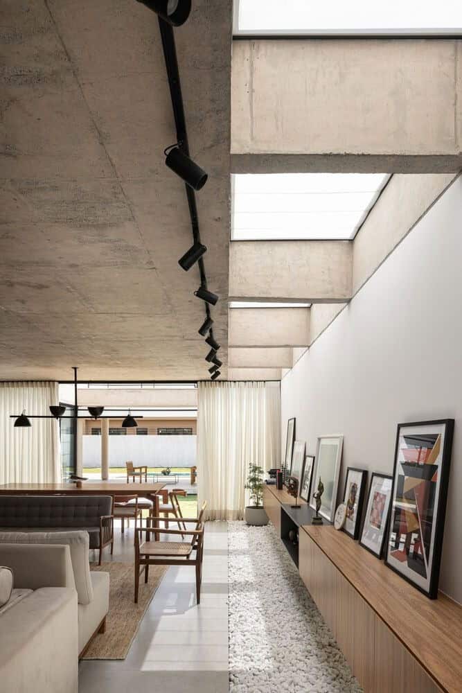 Taquari House by Estúdio Empena: A Harmonious Dialogue Between Architecture and Nature Taquari House by Estúdio Empena: A Harmonious Dialogue Between Architecture and Nature