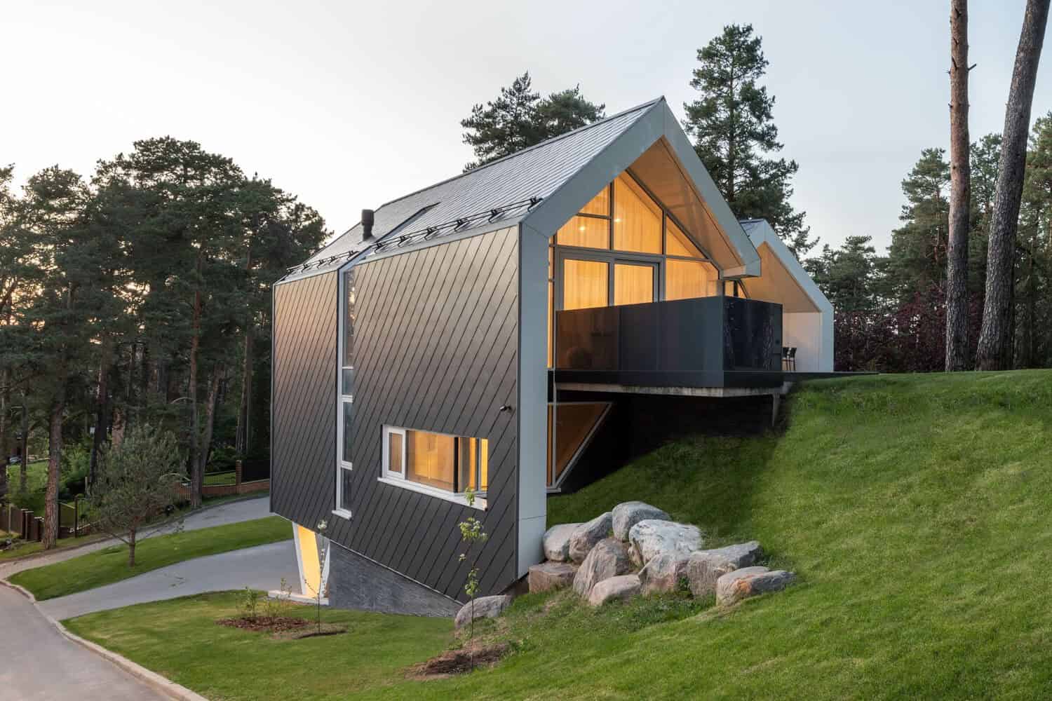 Twin House by ArchLAB Studio: A Pine Grove-Inspired Retreat in Vilnius Twin House by ArchLAB Studio: A Pine Grove-Inspired Retreat in Vilnius