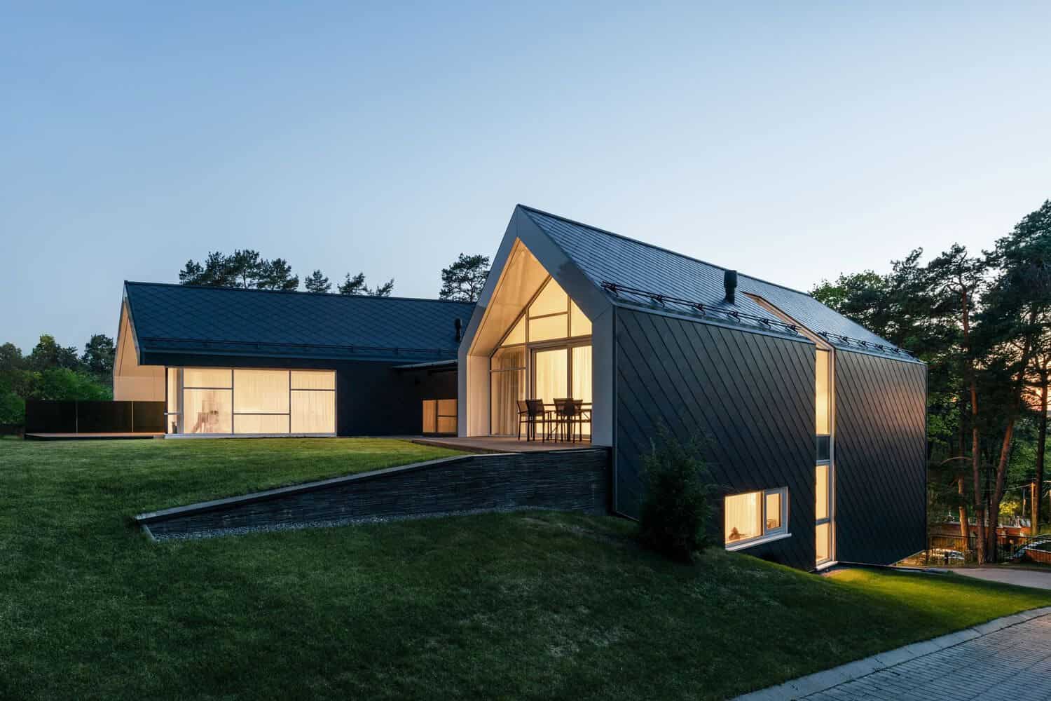 Twin House by ArchLAB Studio: A Pine Grove-Inspired Retreat in Vilnius Twin House by ArchLAB Studio: A Pine Grove-Inspired Retreat in Vilnius