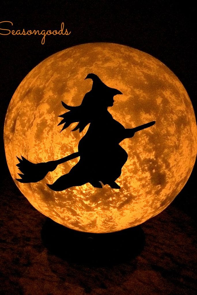 Mysterious Potion Bottles for a Witchy Touch Mysterious Potion Bottles for a Witchy Touch