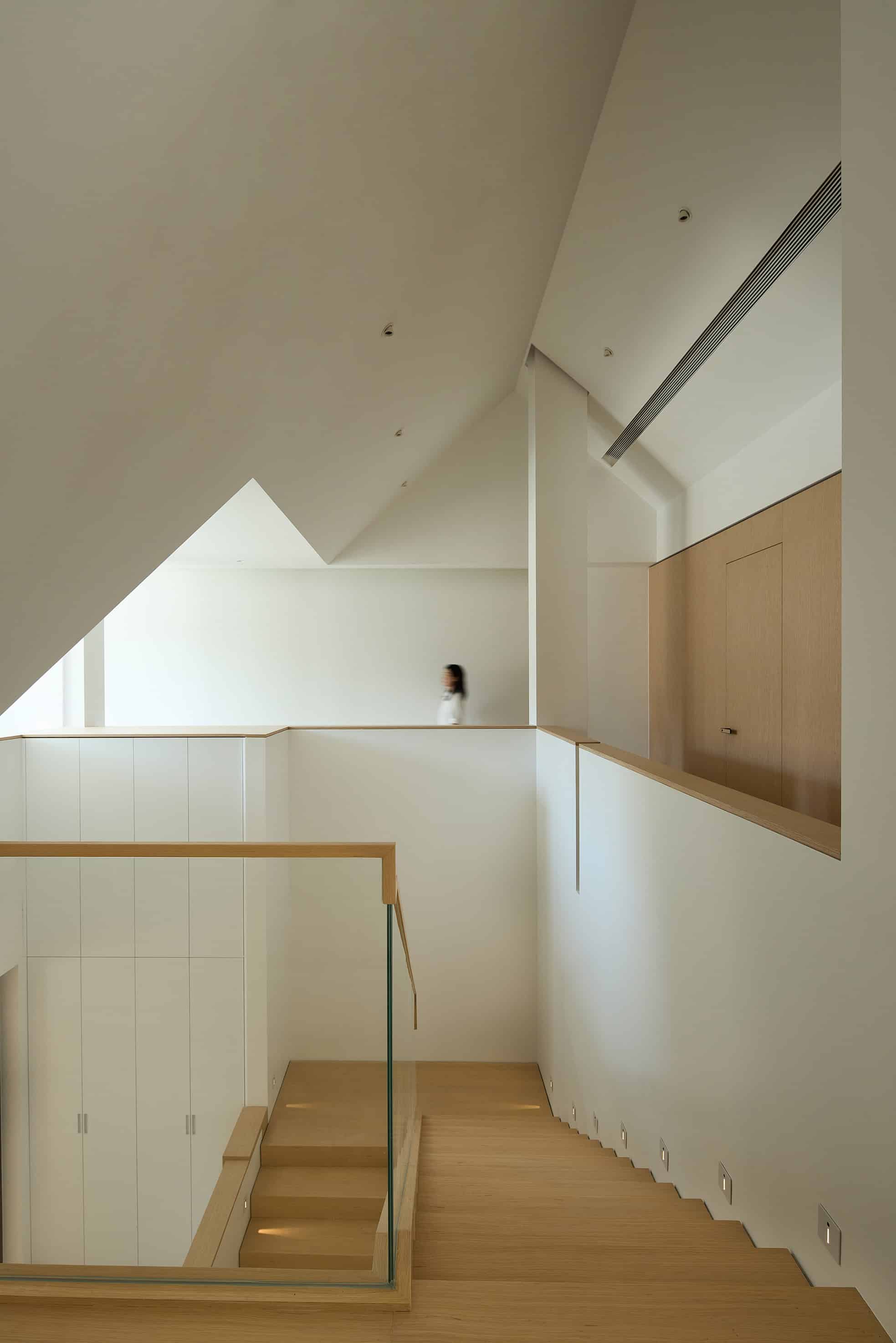 Casa of Sloping Roof by BDSD Boundless Design: A Sunlit Sanctuary in Huizhou Casa of Sloping Roof by BDSD Boundless Design: A Sunlit Sanctuary in Huizhou