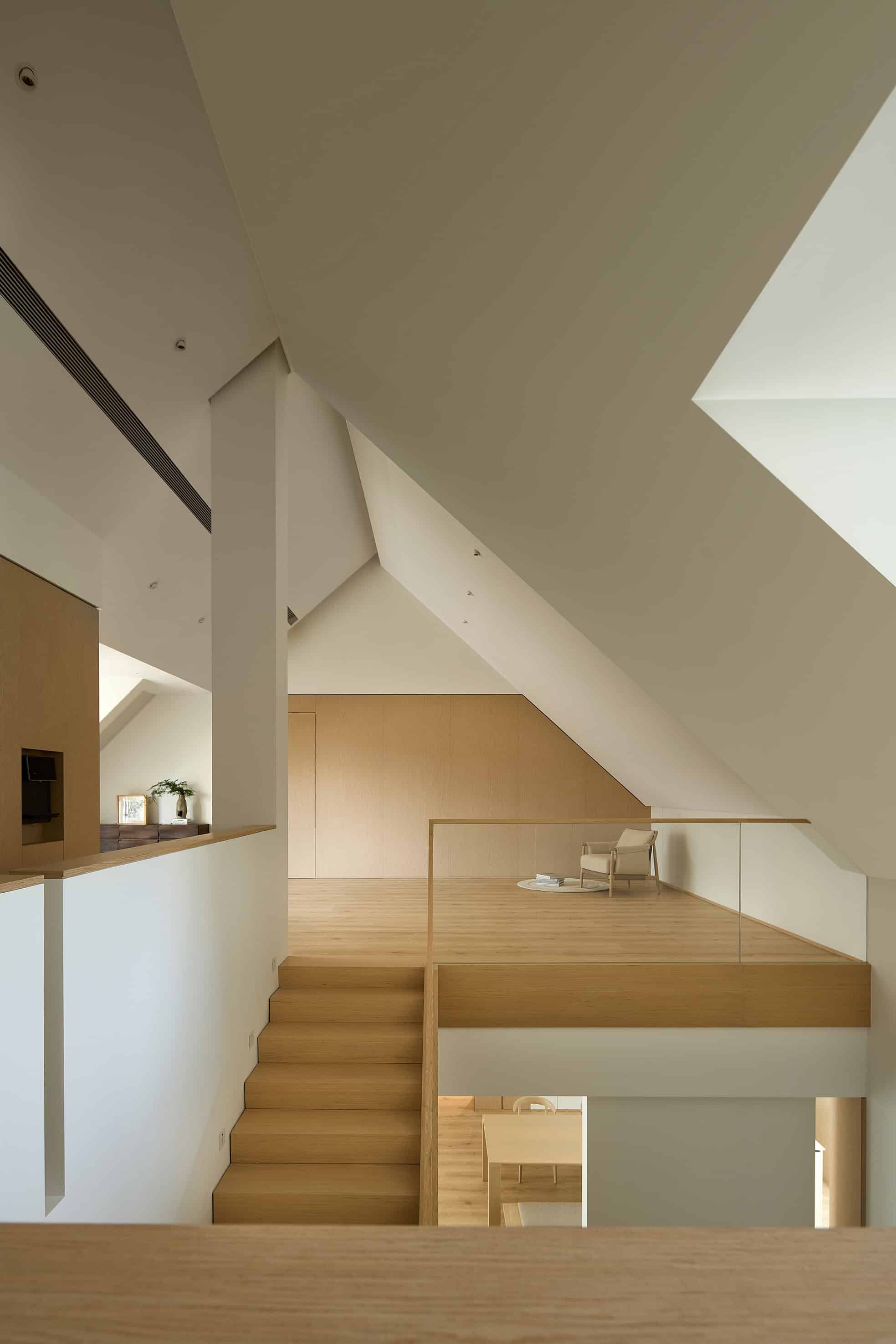 Casa of Sloping Roof by BDSD Boundless Design: A Sunlit Sanctuary in Huizhou Casa of Sloping Roof by BDSD Boundless Design: A Sunlit Sanctuary in Huizhou