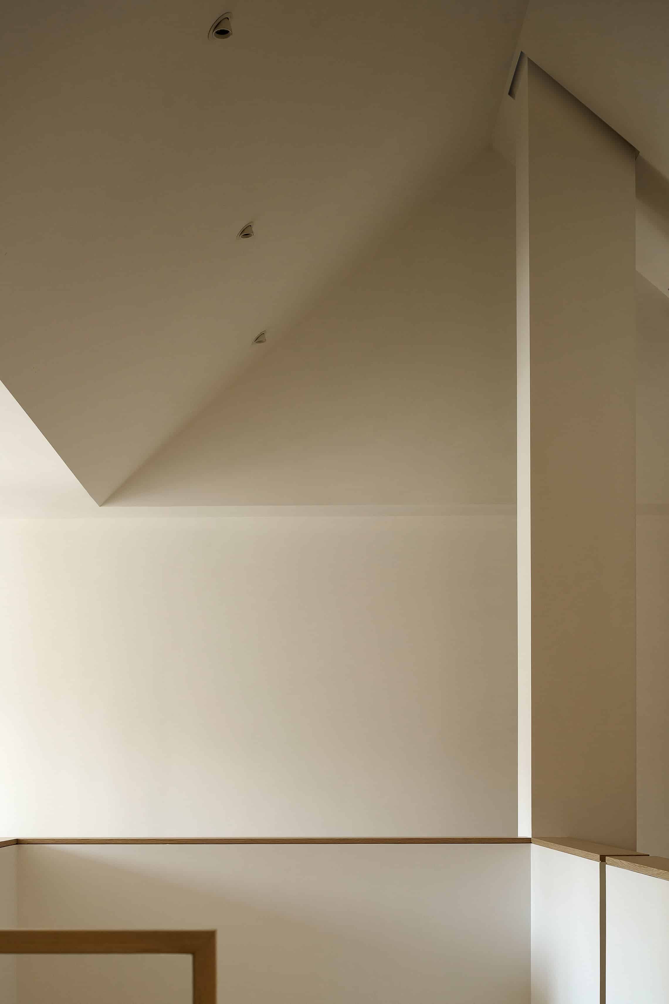 Casa of Sloping Roof by BDSD Boundless Design: A Sunlit Sanctuary in Huizhou Casa of Sloping Roof by BDSD Boundless Design: A Sunlit Sanctuary in Huizhou