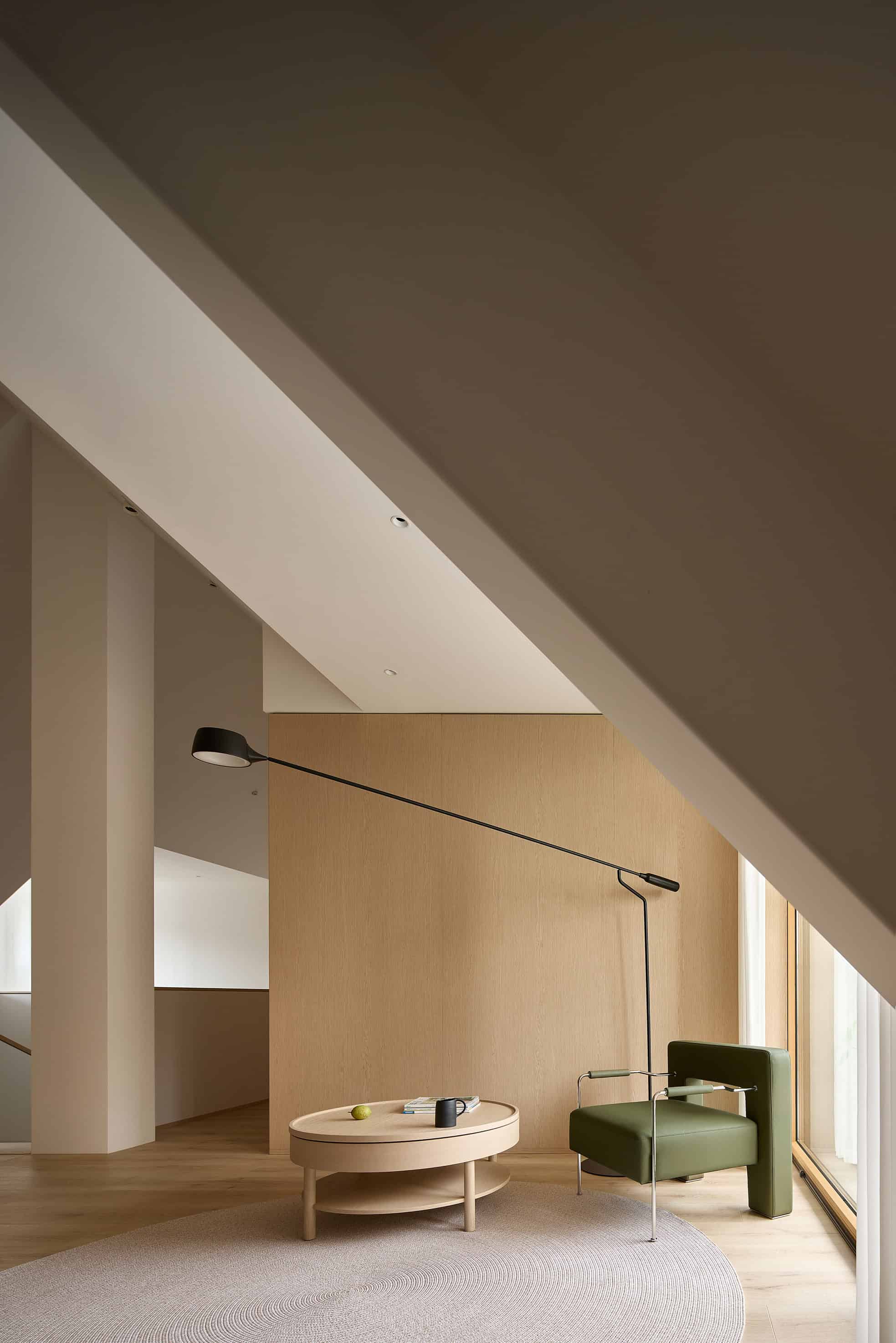 Casa of Sloping Roof by BDSD Boundless Design: A Sunlit Sanctuary in Huizhou Casa of Sloping Roof by BDSD Boundless Design: A Sunlit Sanctuary in Huizhou