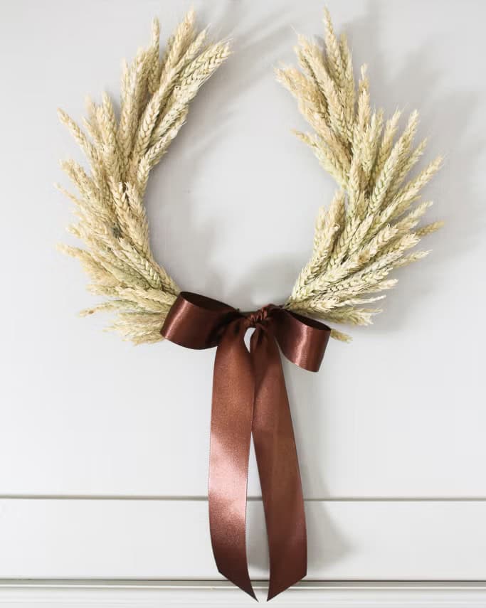 DIY Horseshoe Wreath DIY Horseshoe Wreath