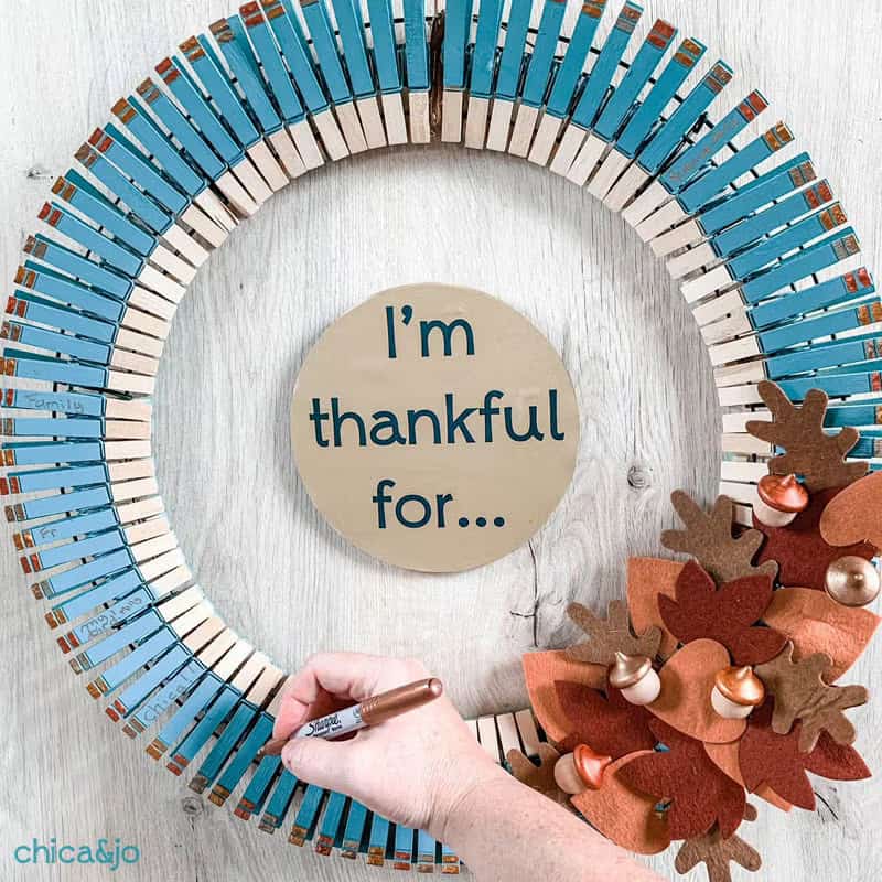 Thanksgiving Clothespin Wreath Thanksgiving Clothespin Wreath