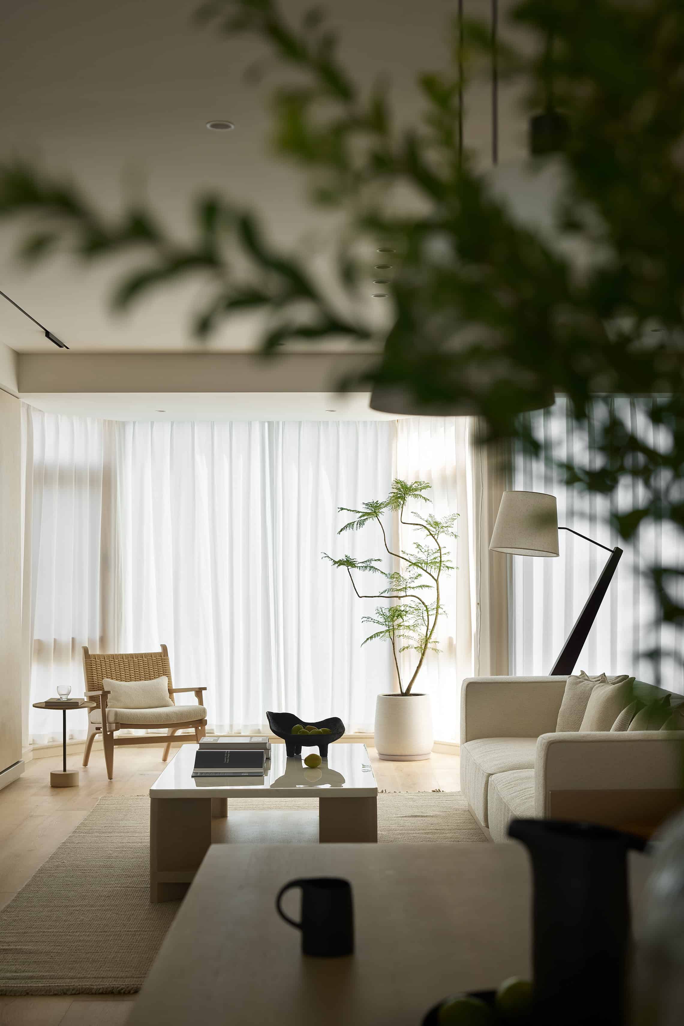 Casa of Sloping Roof by BDSD Boundless Design: A Sunlit Sanctuary in Huizhou Casa of Sloping Roof by BDSD Boundless Design: A Sunlit Sanctuary in Huizhou