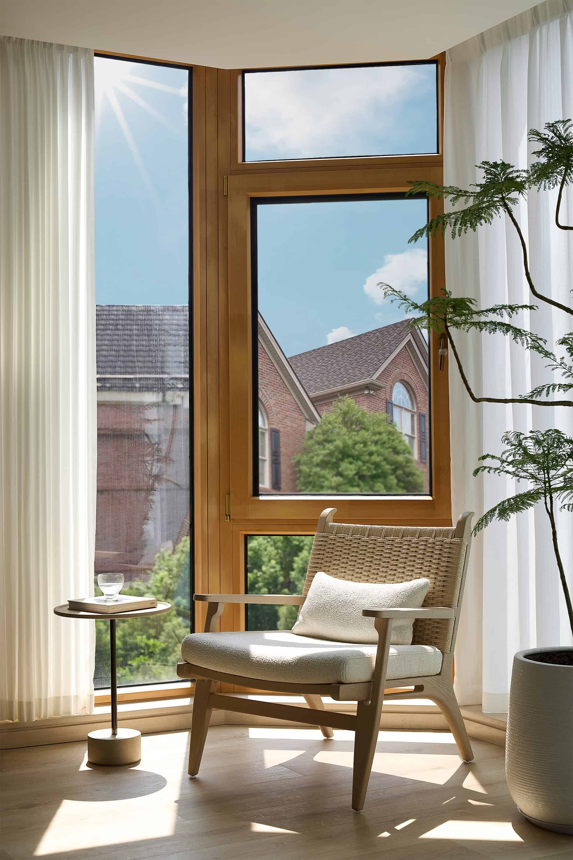 Casa of Sloping Roof by BDSD Boundless Design: A Sunlit Sanctuary in Huizhou Casa of Sloping Roof by BDSD Boundless Design: A Sunlit Sanctuary in Huizhou