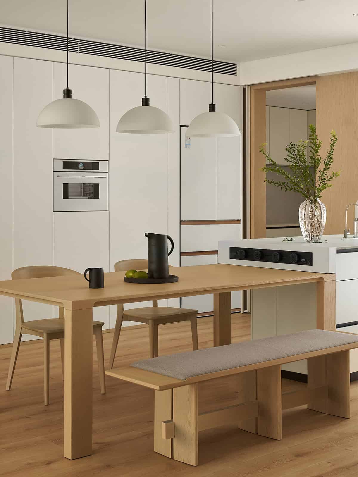 Casa of Sloping Roof by BDSD Boundless Design: A Sunlit Sanctuary in Huizhou Casa of Sloping Roof by BDSD Boundless Design: A Sunlit Sanctuary in Huizhou