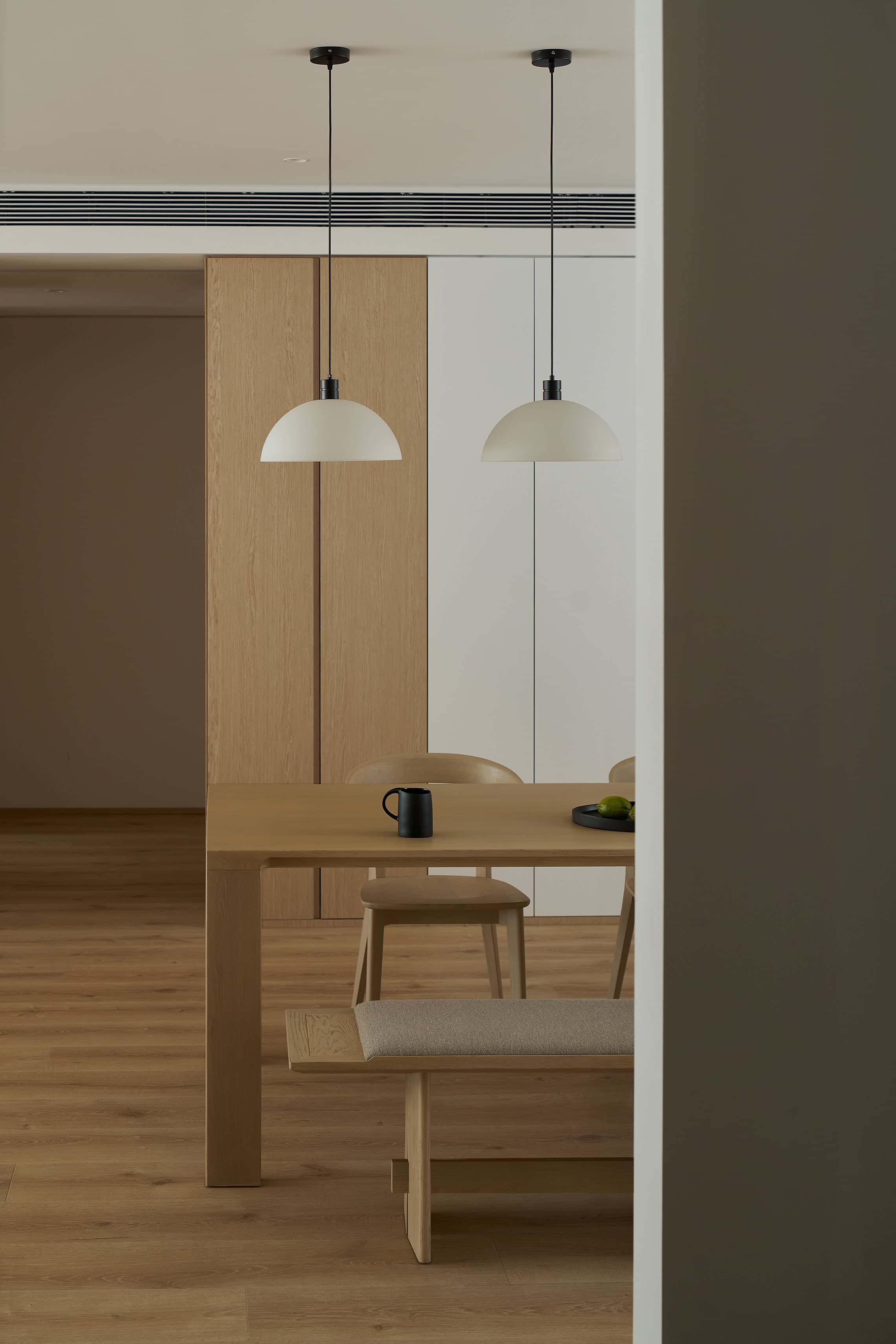 Casa of Sloping Roof by BDSD Boundless Design: A Sunlit Sanctuary in Huizhou Casa of Sloping Roof by BDSD Boundless Design: A Sunlit Sanctuary in Huizhou