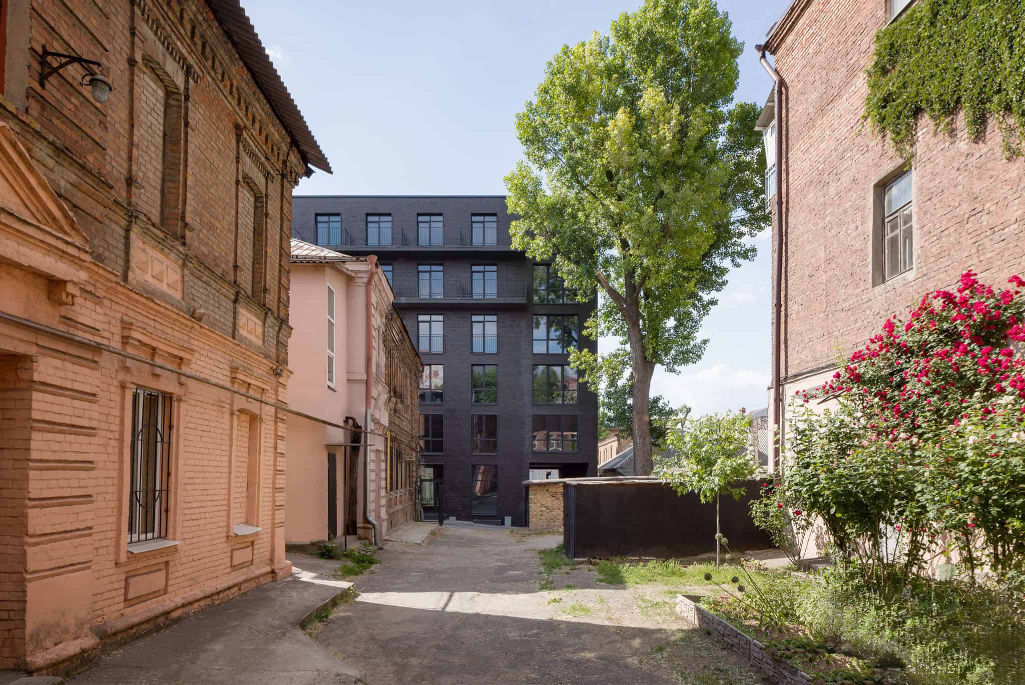 Cube Building | ArchObraz | Dnipro, Ukraine Cube Building | ArchObraz | Dnipro, Ukraine