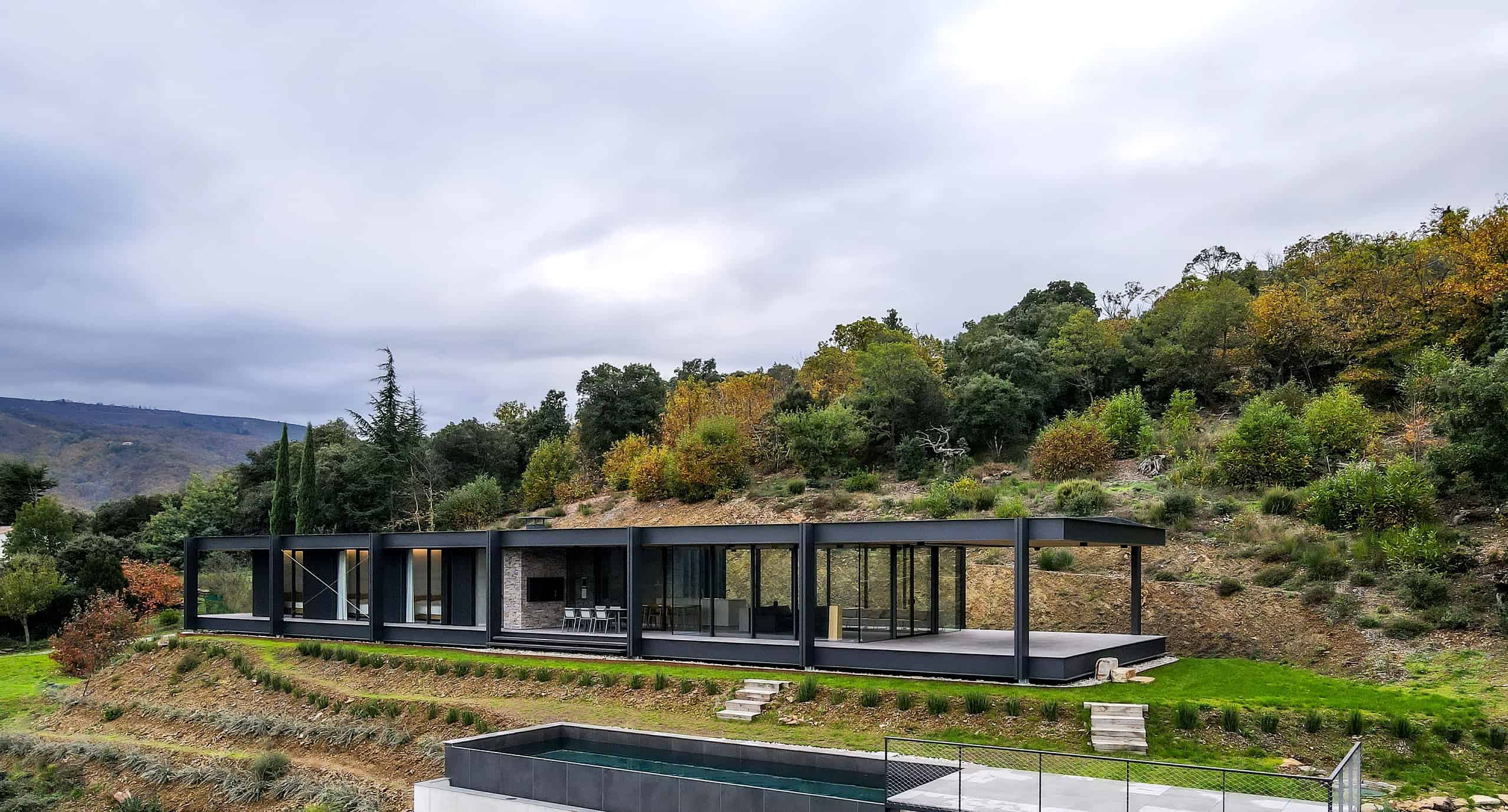 Epure Naturelle by Brengues Le Pavec Architectes: A Minimalist Refuge in Harmony with the Landscape Epure Naturelle by Brengues Le Pavec Architectes: A Minimalist Refuge in Harmony with the Landscape