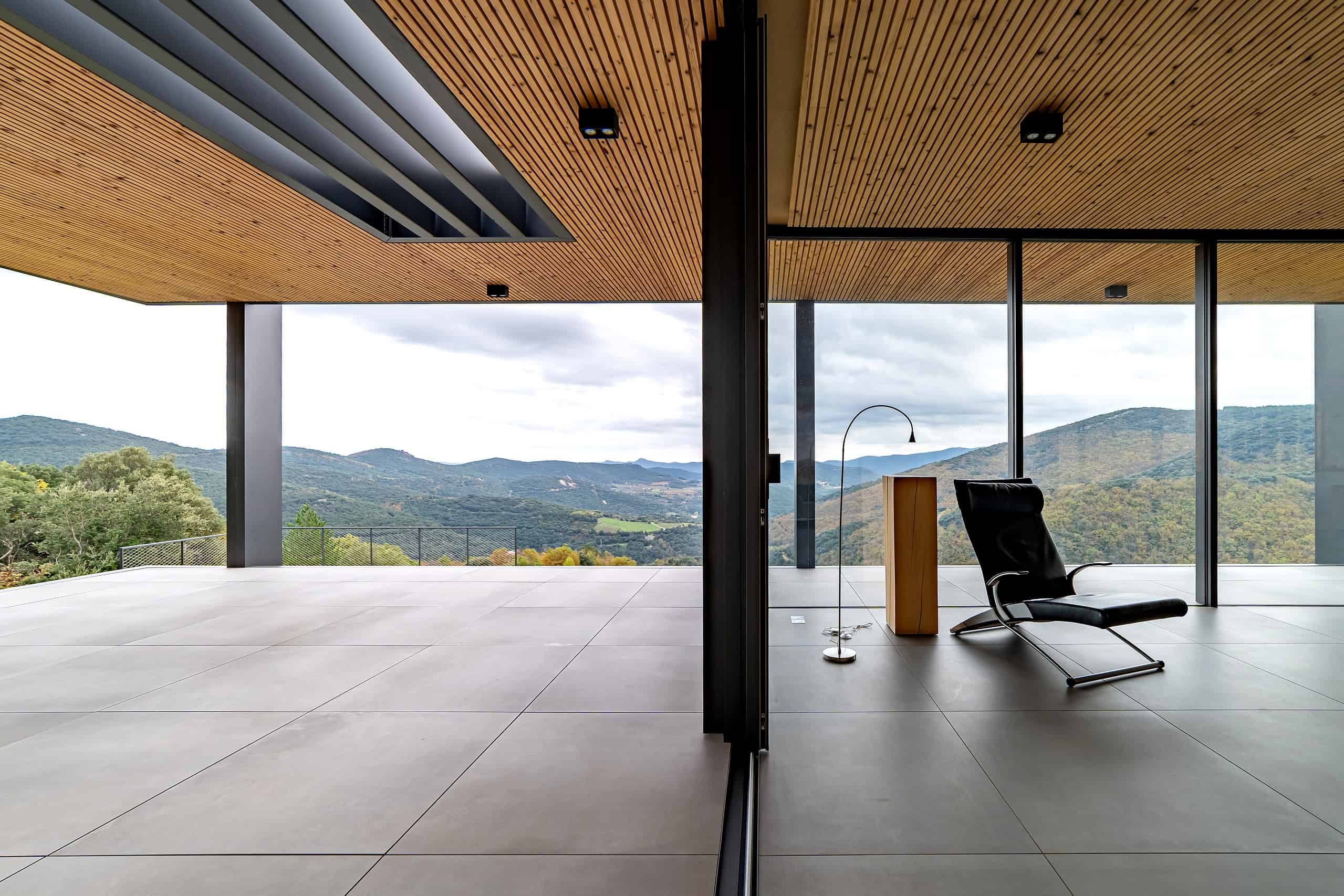 Epure Naturelle by Brengues Le Pavec Architectes: A Minimalist Refuge in Harmony with the Landscape Epure Naturelle by Brengues Le Pavec Architectes: A Minimalist Refuge in Harmony with the Landscape