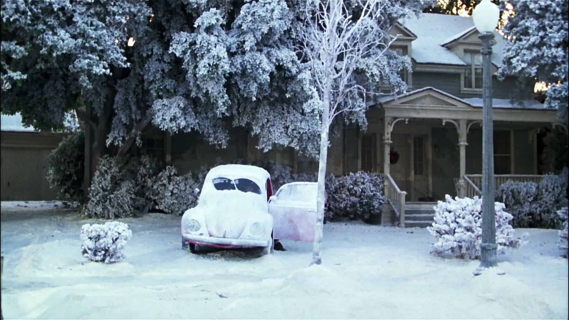 1. The McCallister House – Home Alone 1. The McCallister House – Home Alone