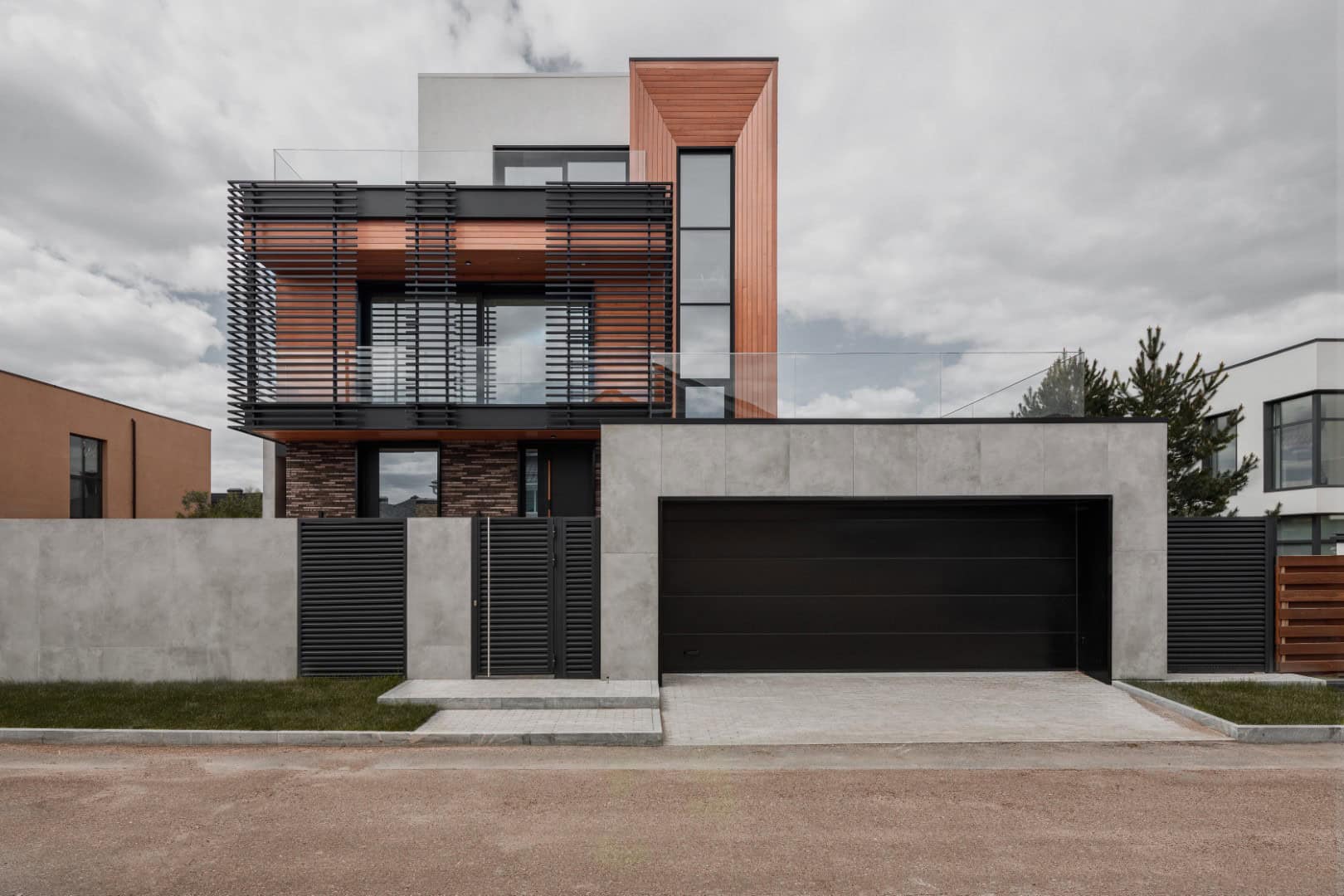 Cube House: A Modern Minimalist Masterpiece by AR Architects Cube House: A Modern Minimalist Masterpiece by AR Architects