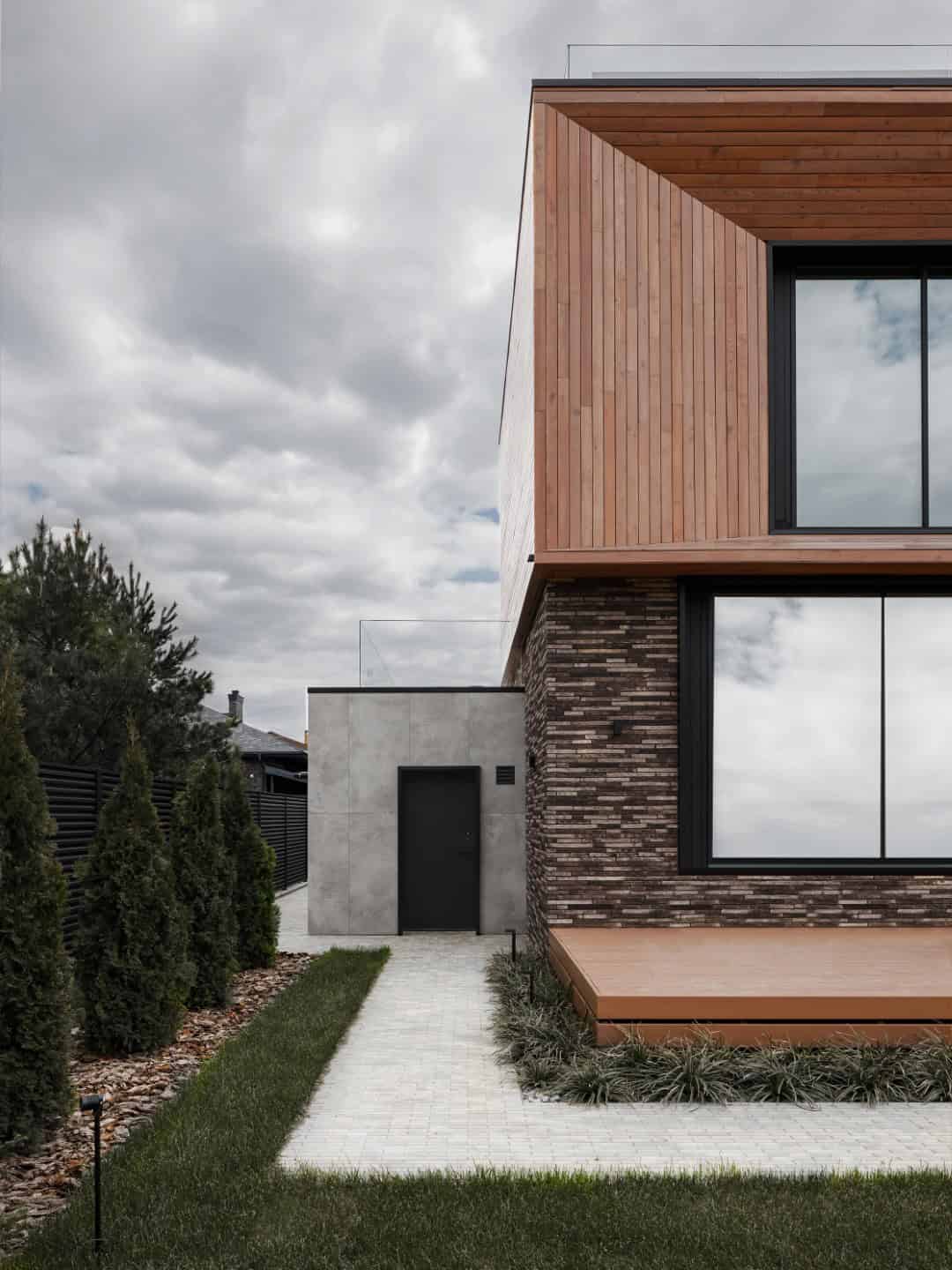 Cube House: A Modern Minimalist Masterpiece by AR Architects Cube House: A Modern Minimalist Masterpiece by AR Architects