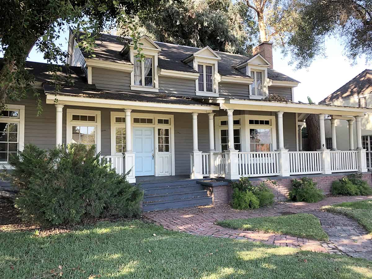 7. The Peltzer House – Gremlins 7. The Peltzer House – Gremlins