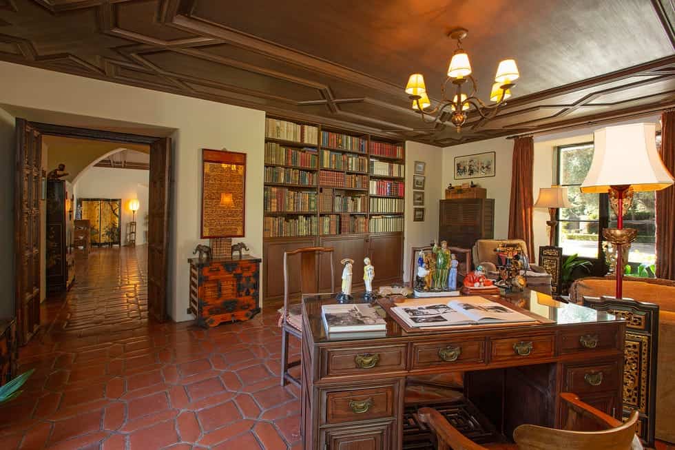 1. The McCallister House – Home Alone 1. The McCallister House – Home Alone