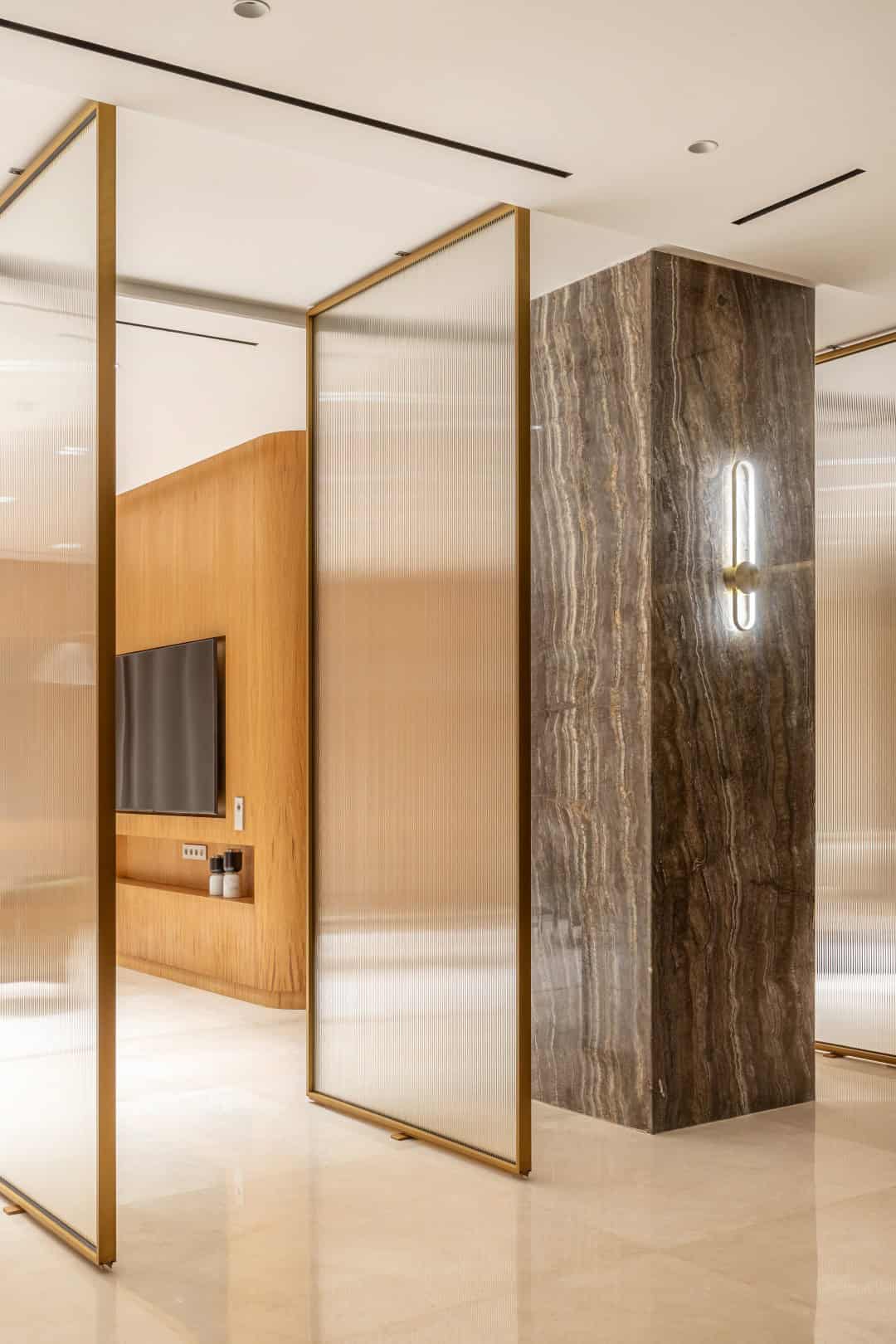 Home Office in Tashkent: A Harmonious Fusion of Functionality and Warmth Home Office in Tashkent: A Harmonious Fusion of Functionality and Warmth