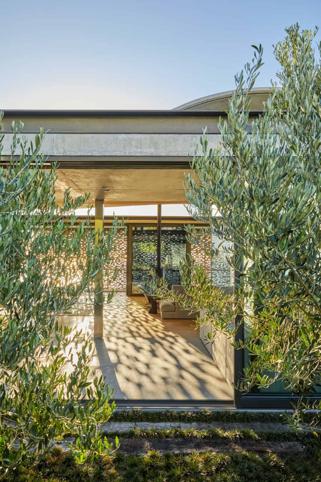 Wave Villa: A Sculptural Architectural Masterpiece by ARRCC Wave Villa: A Sculptural Architectural Masterpiece by ARRCC