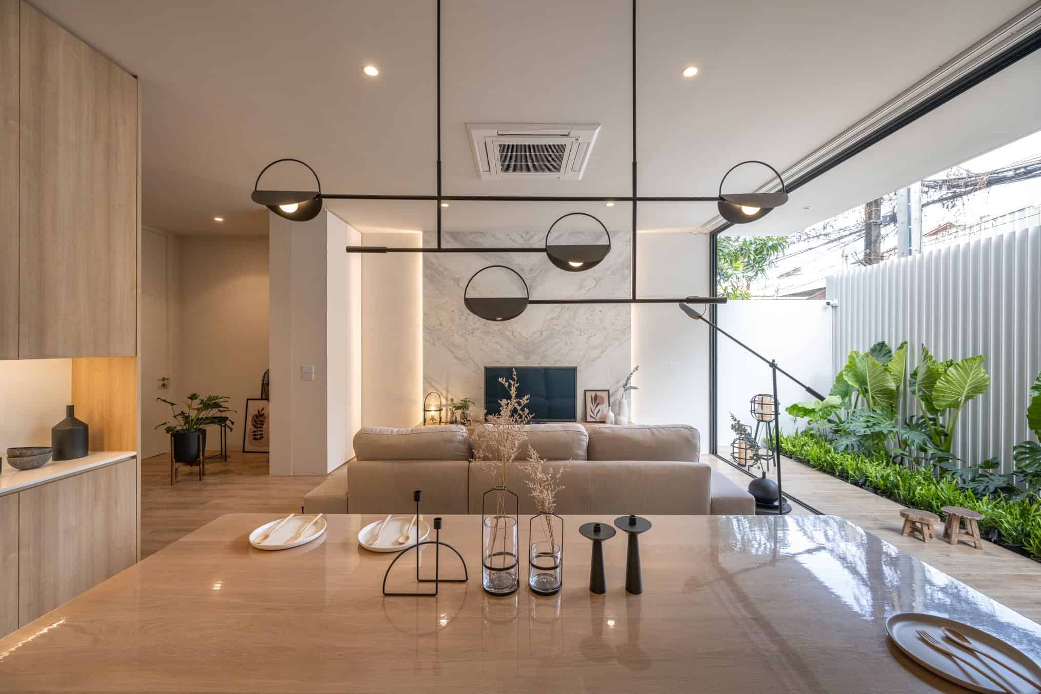 Full House | WARchitect | Bangkok, Thailand Full House | WARchitect | Bangkok, Thailand