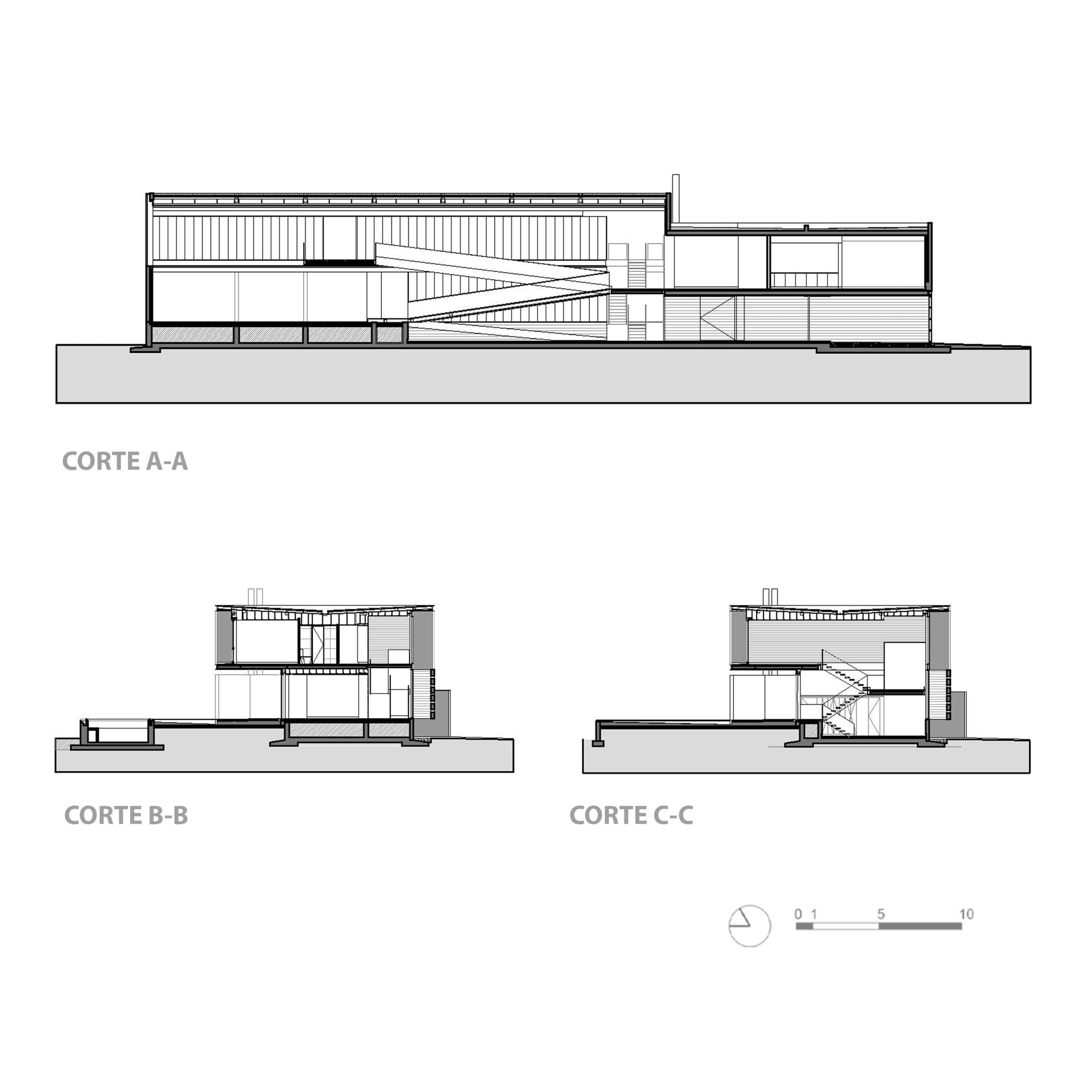 Pacheco House by A4estudio: Elevated Living Overlooking the Green