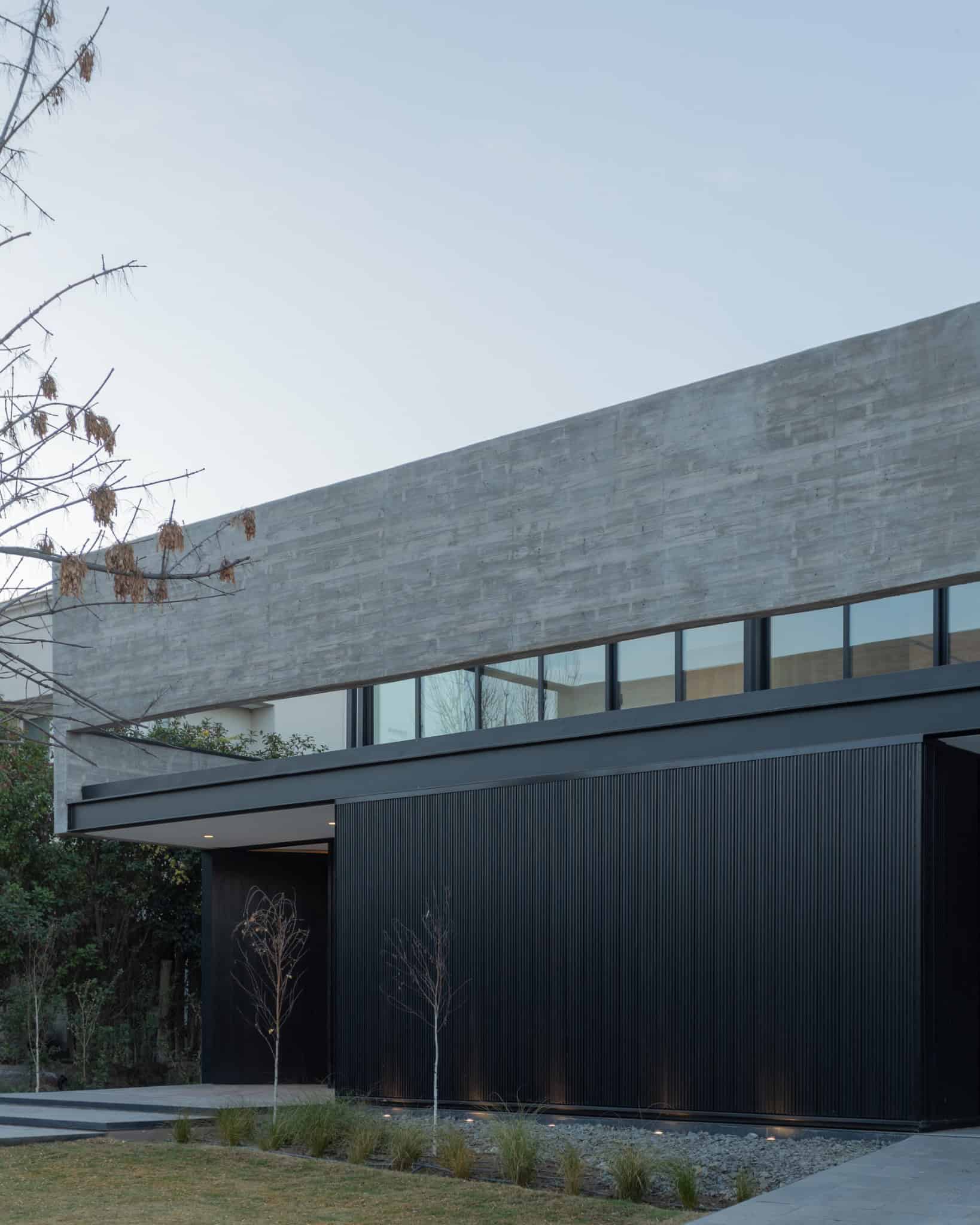 Front Façade Linear Design Lighting A4Estudio Casa EE by A4estudio - Front façade linear design lighting a4estudio