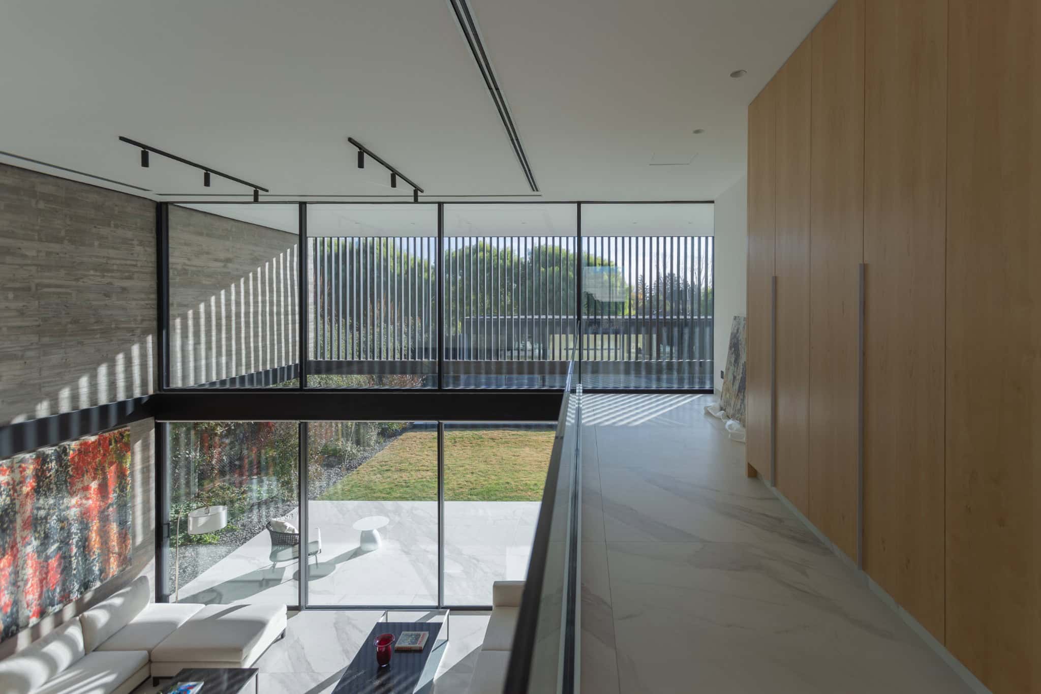 Gallery View Above Living Area A4Estudio Casa EE by A4estudio - Gallery view above living area a4estudio