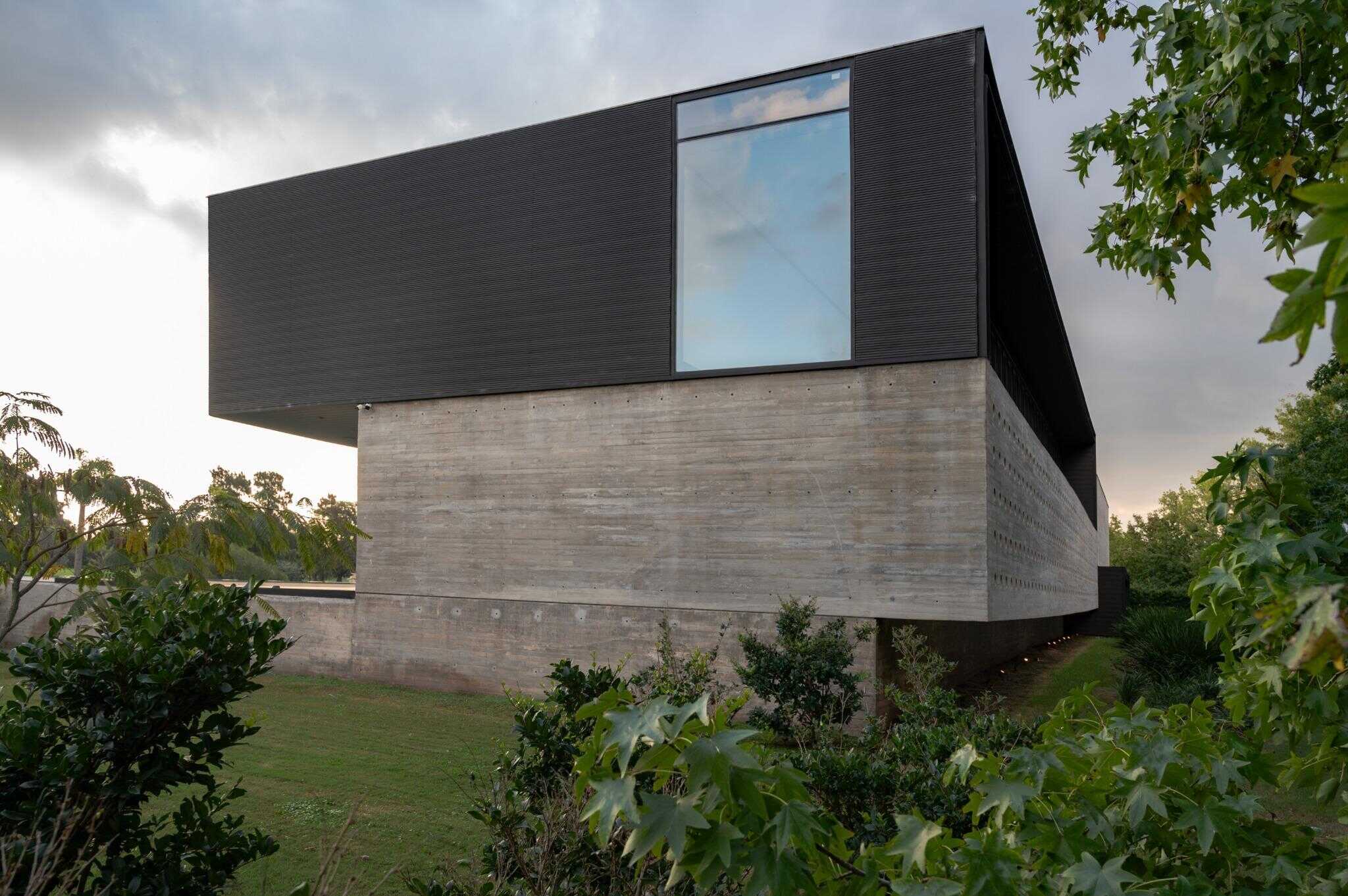 Pacheco House Side View Window Volume Corner perspective of Pacheco House emphasizing its window geometry and layered volumes.