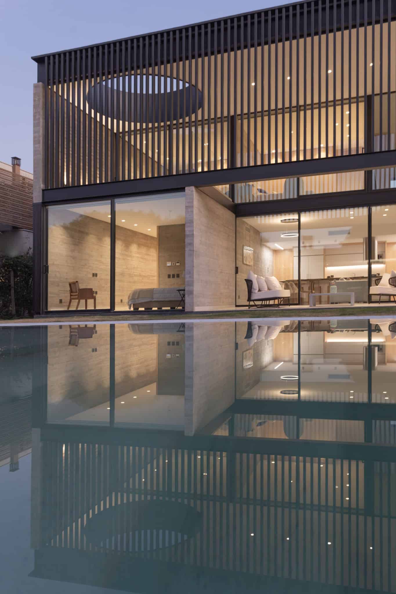Twilight Reflection Modern Façade A4Estudio Casa EE by A4estudio - Twilight reflection modern façade a4estudio