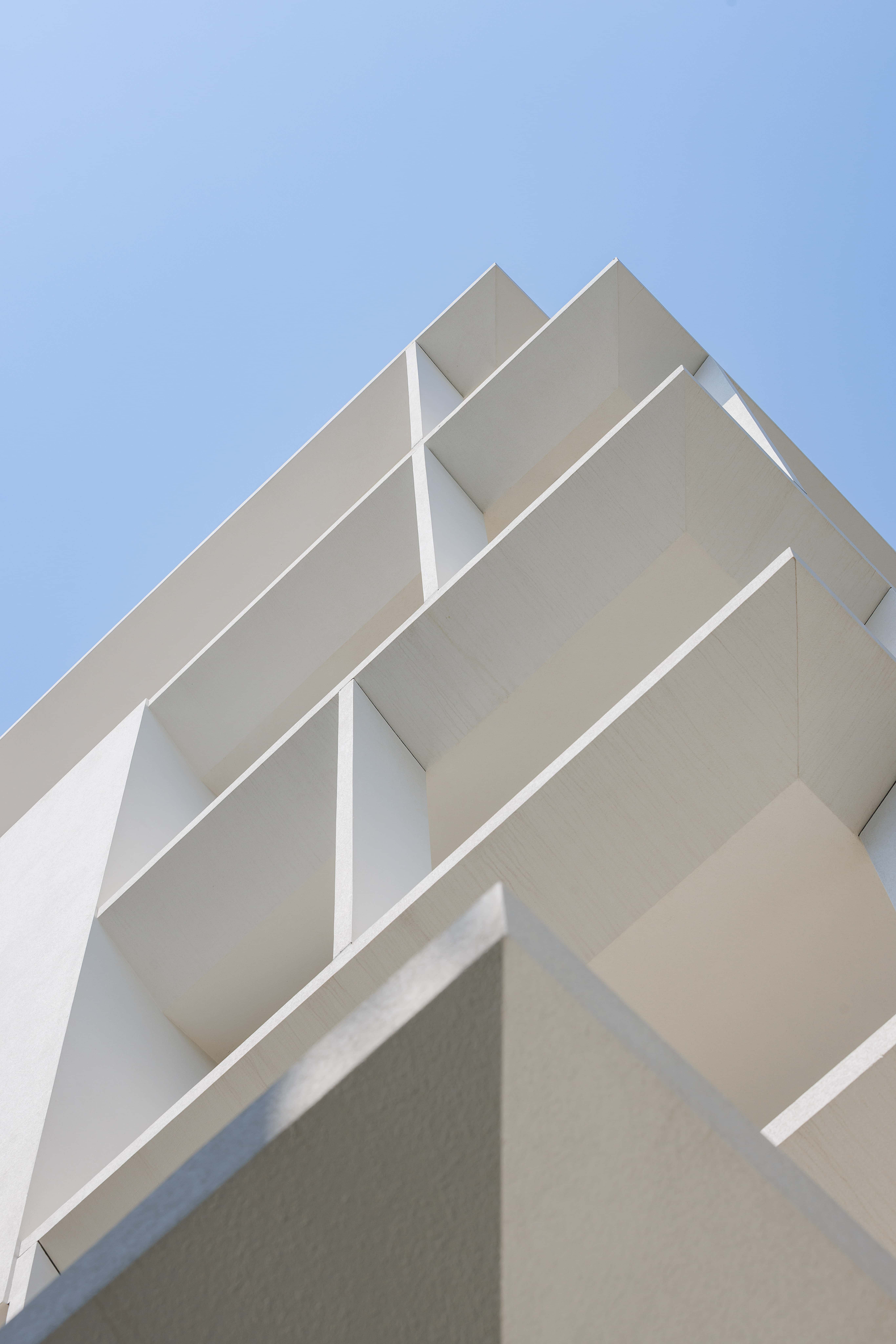 Shinto in Glyfada: Rhythmic Architecture Meets Everyday Living Shinto in Glyfada: Rhythmic Architecture Meets Everyday Living