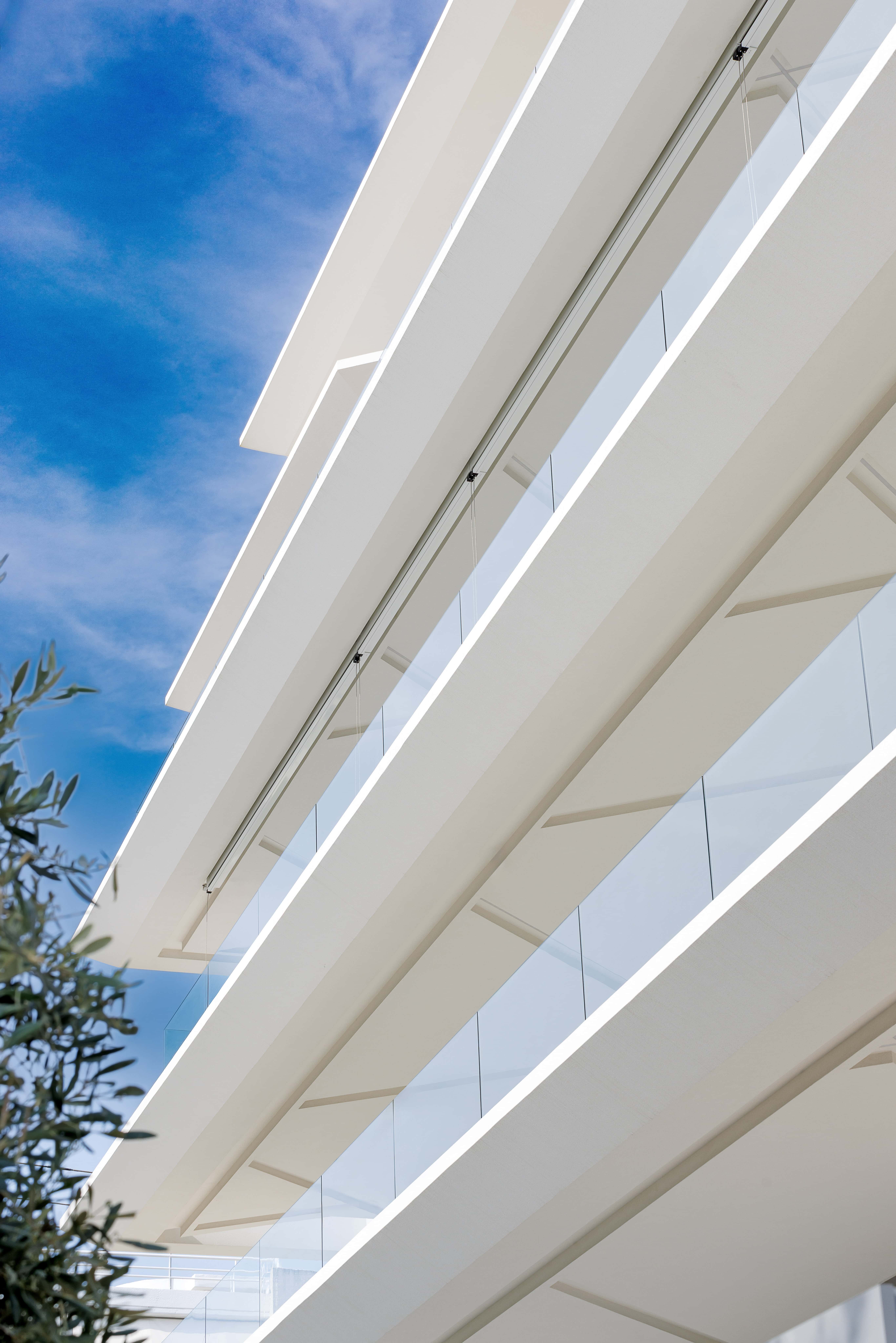 Shinto in Glyfada: Rhythmic Architecture Meets Everyday Living Shinto in Glyfada: Rhythmic Architecture Meets Everyday Living